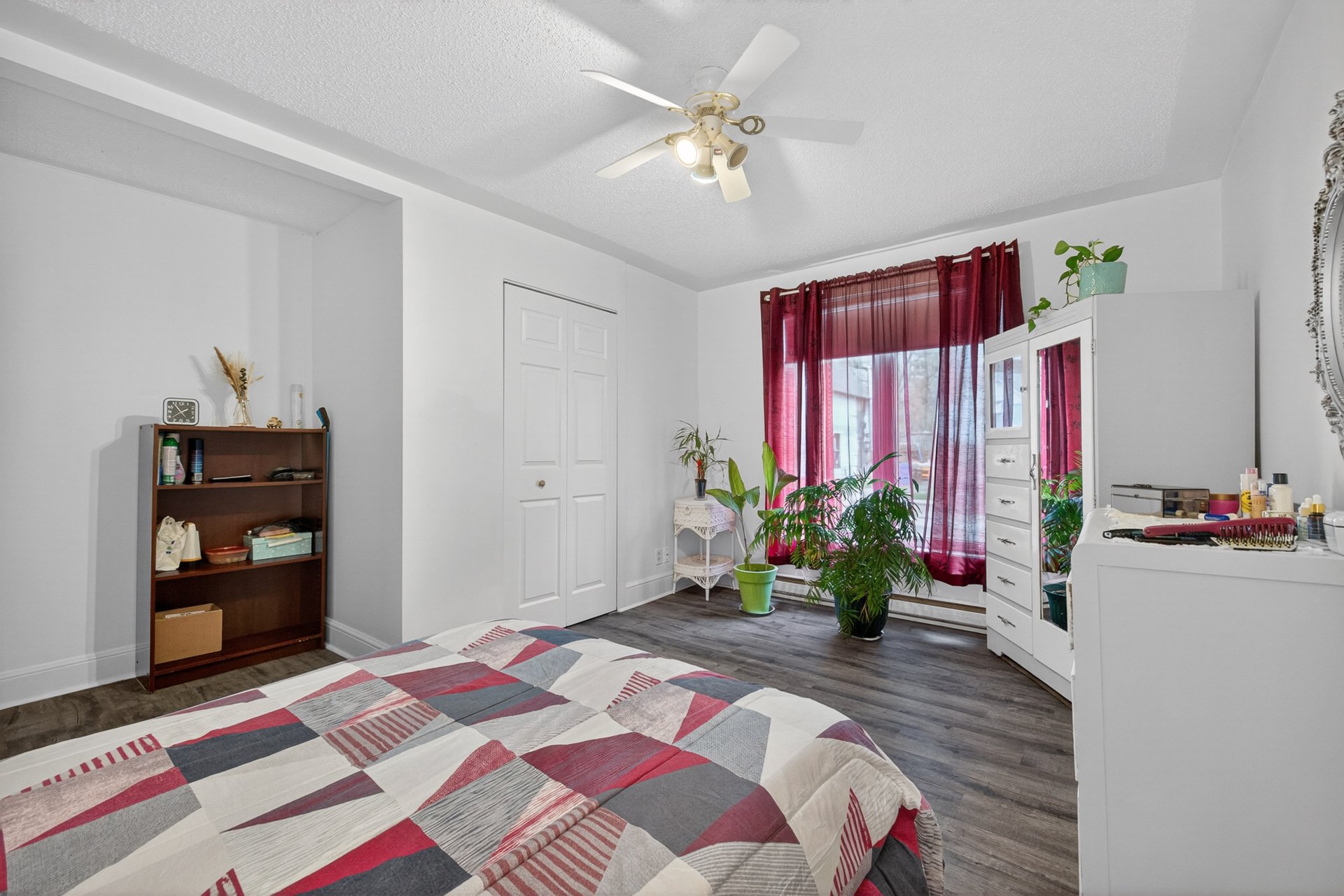Master bedroom - Unit 1