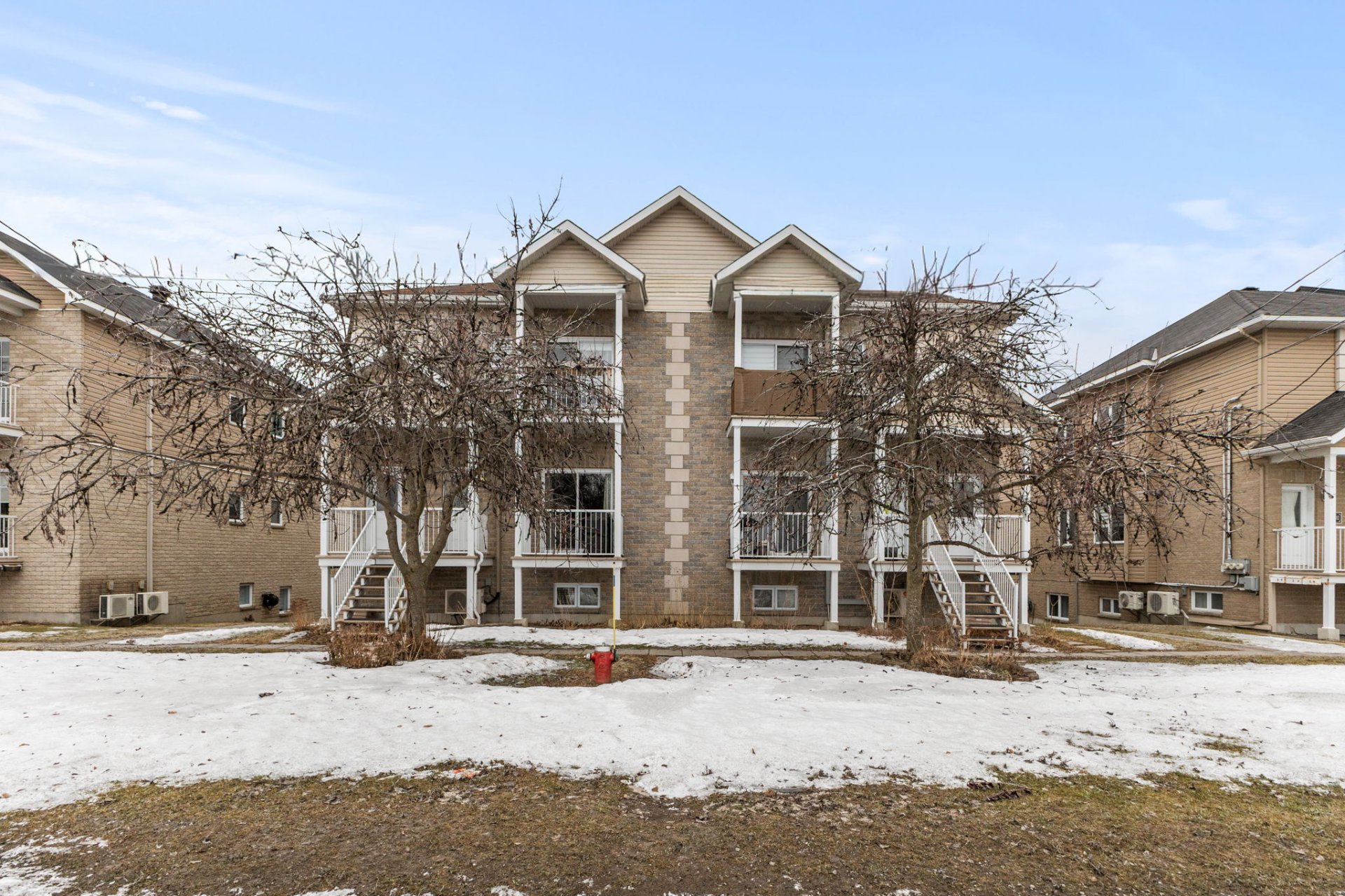 1490 Boul. Maloney E. 2