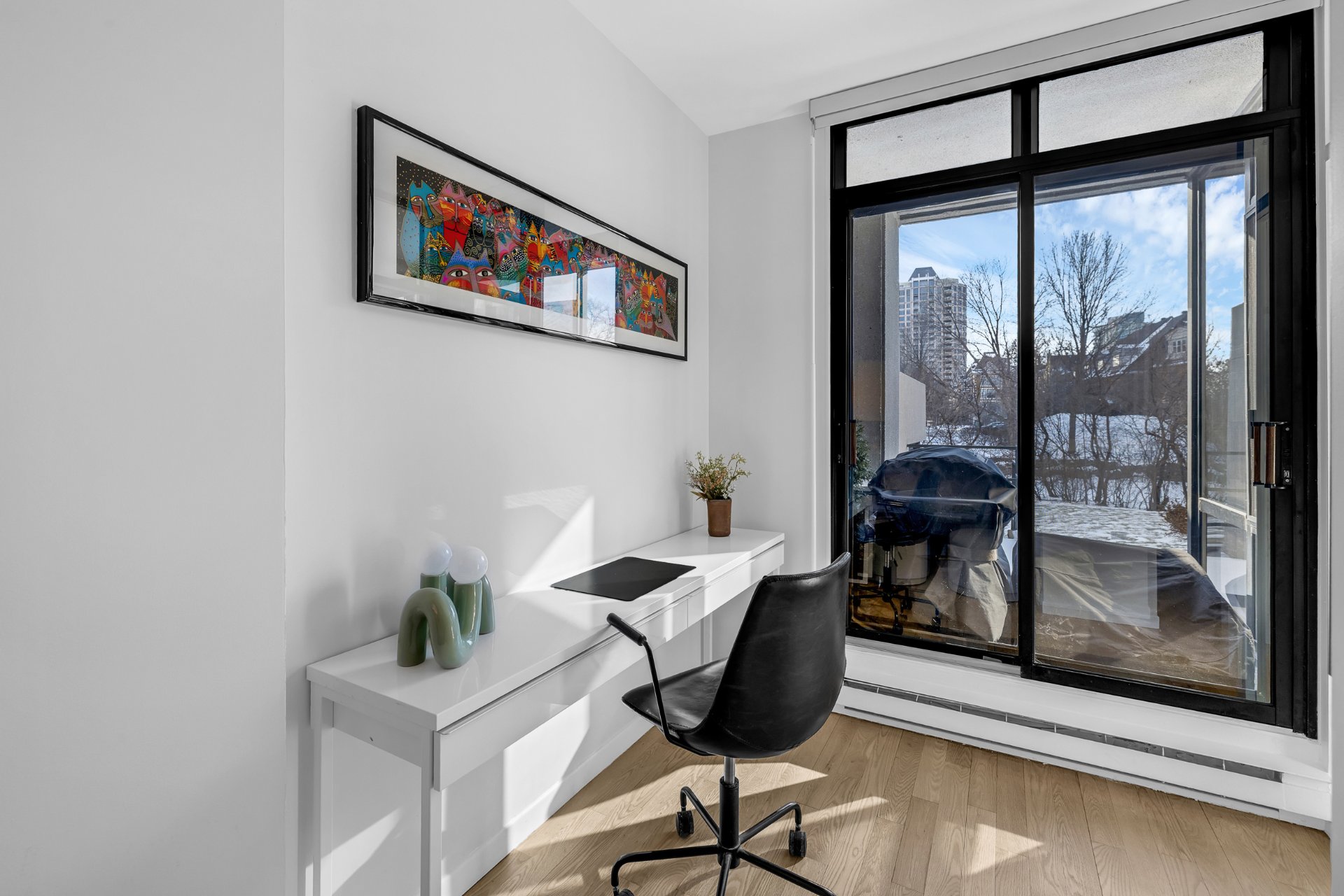 Bureau - Zone bureau attenant à la cc