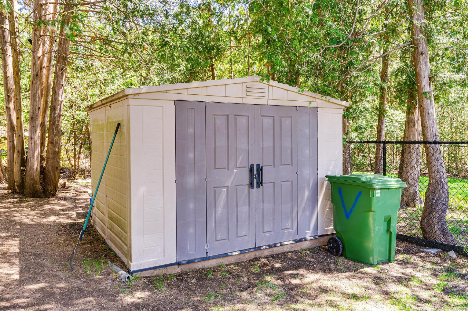 Shed