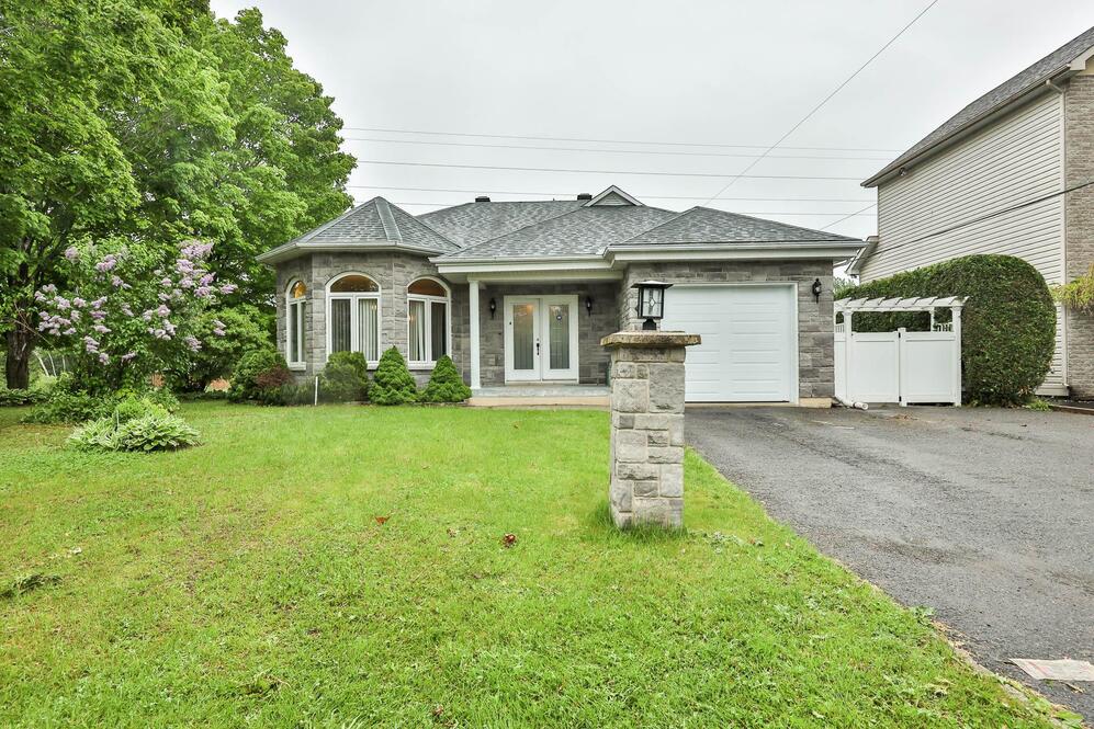 712 Rue Brisebois 