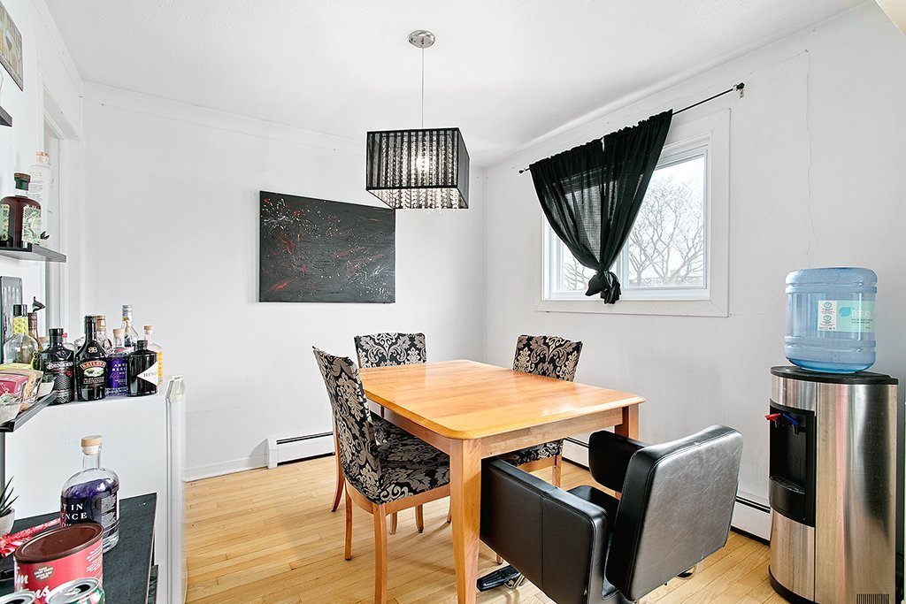 Dining room - Unité 6 / Unit 6