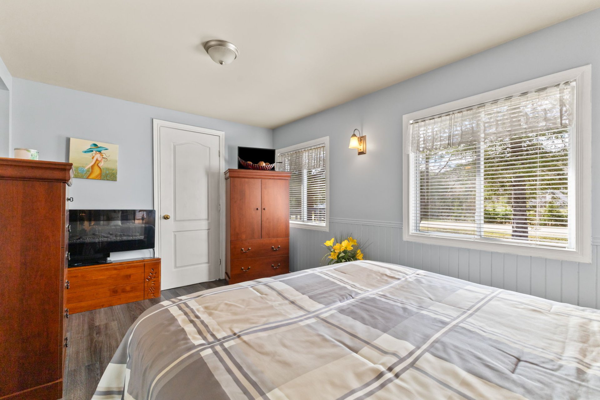Master bedroom