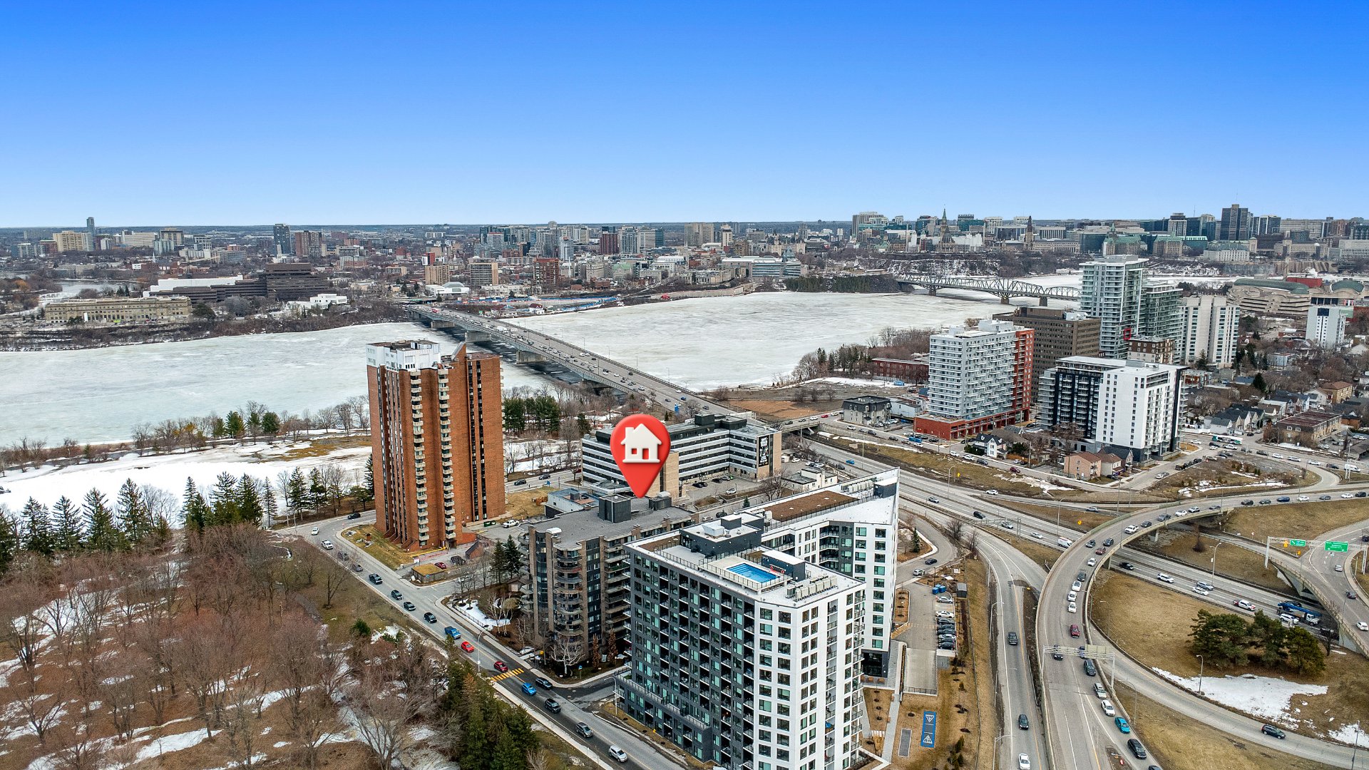 50 Rue Dussault 1008