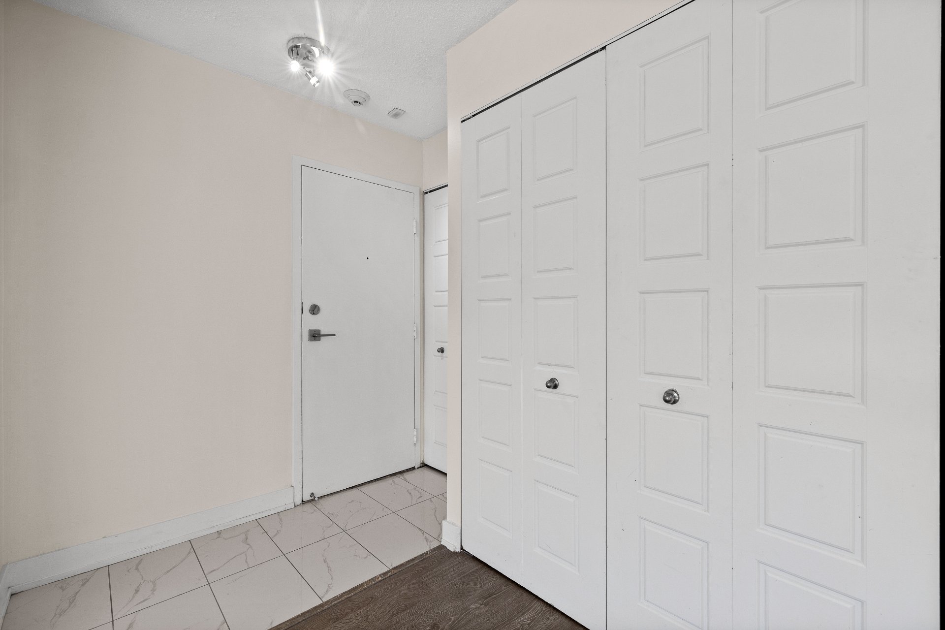 75 Rue Pearson 104 — photo 2
