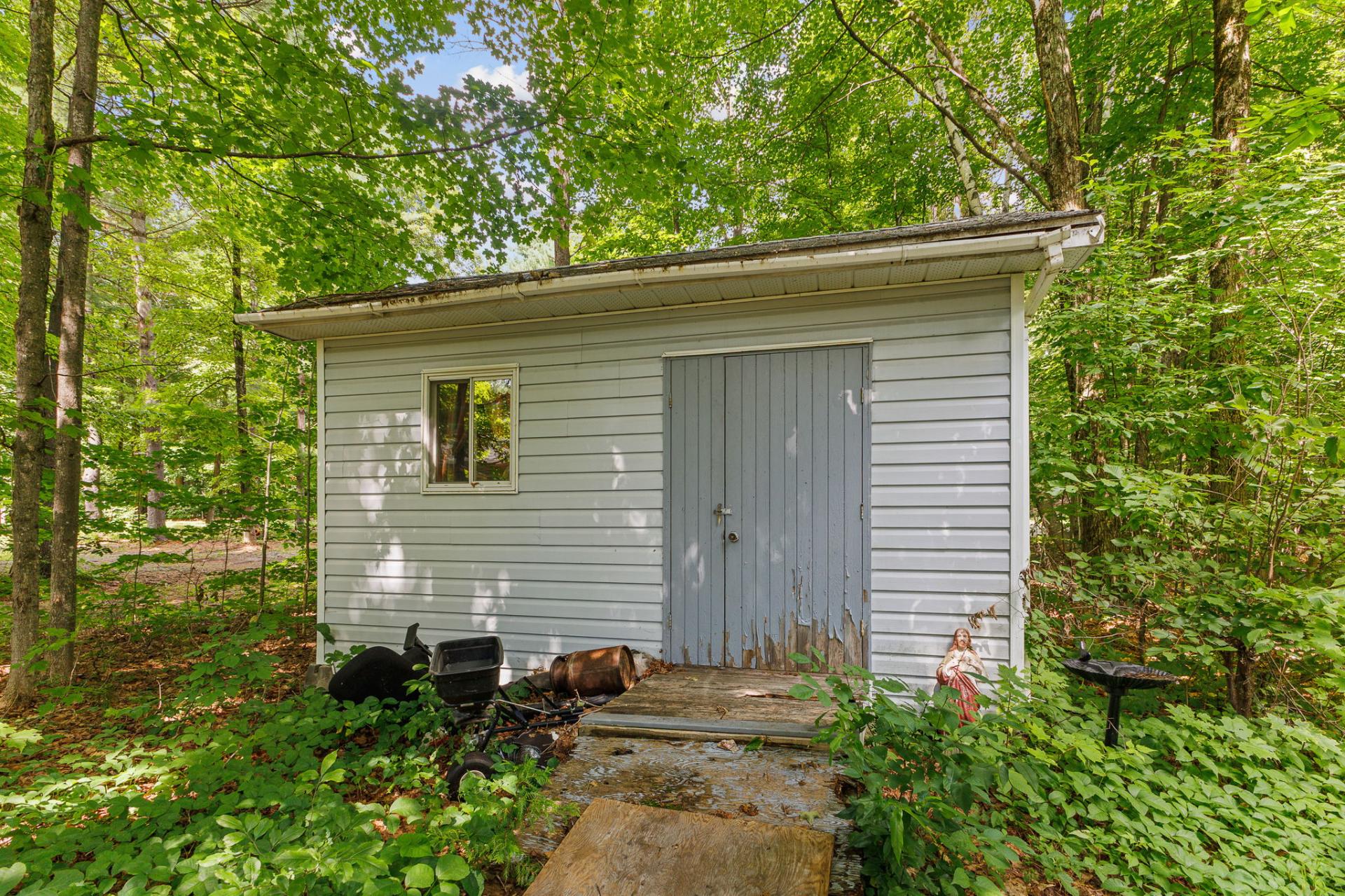 Shed