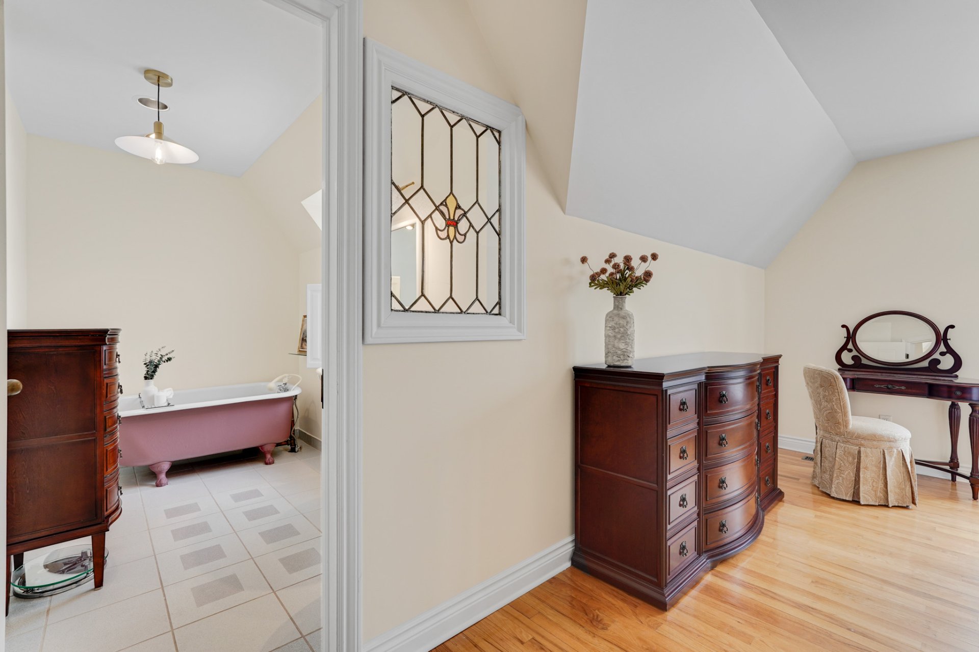 Salle de bains attenante à la CCP