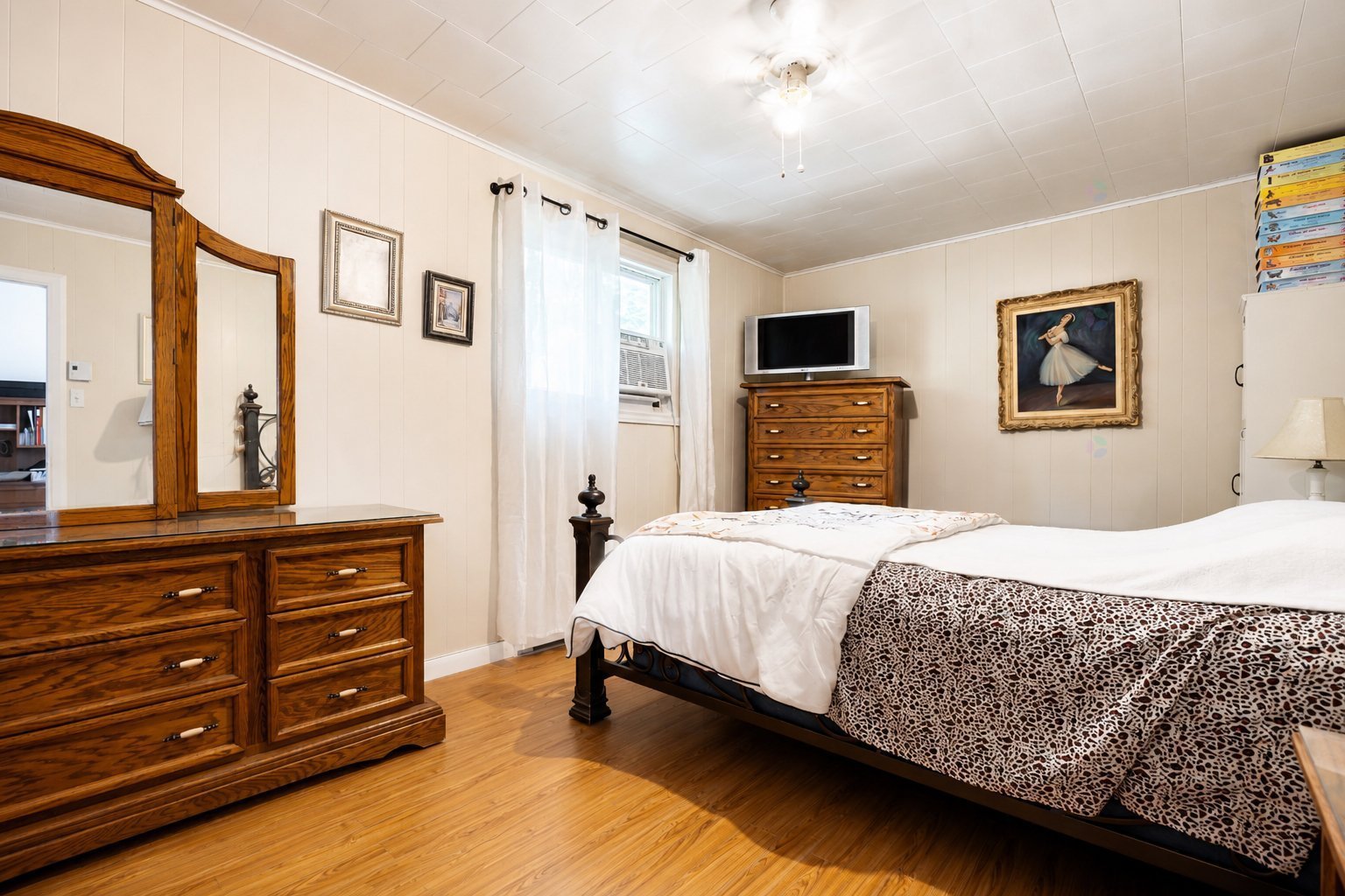 670 Maple Street Apt. A