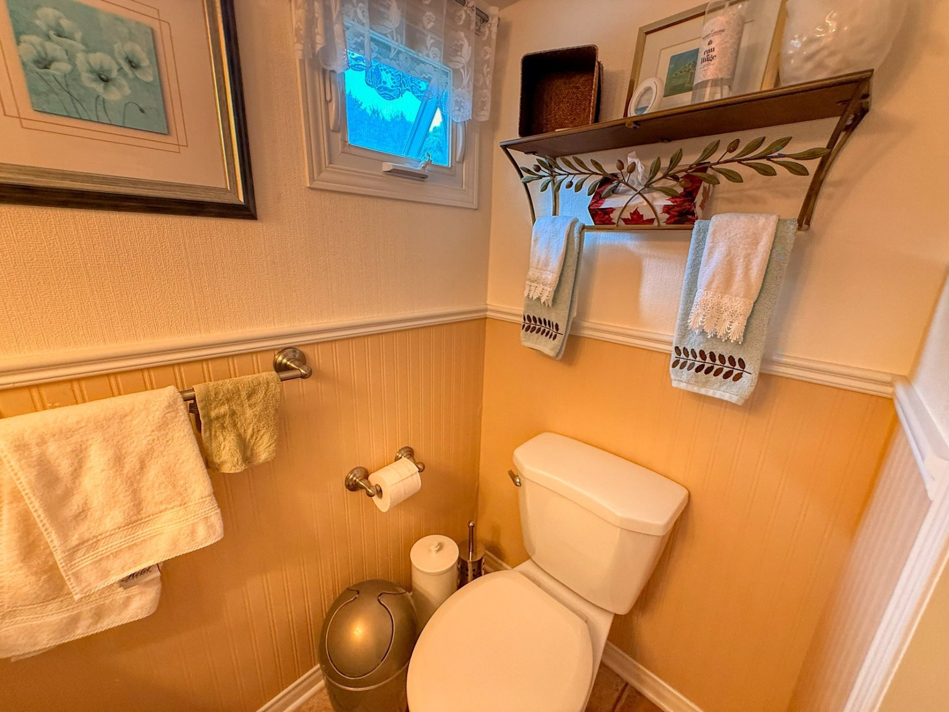 Powder room