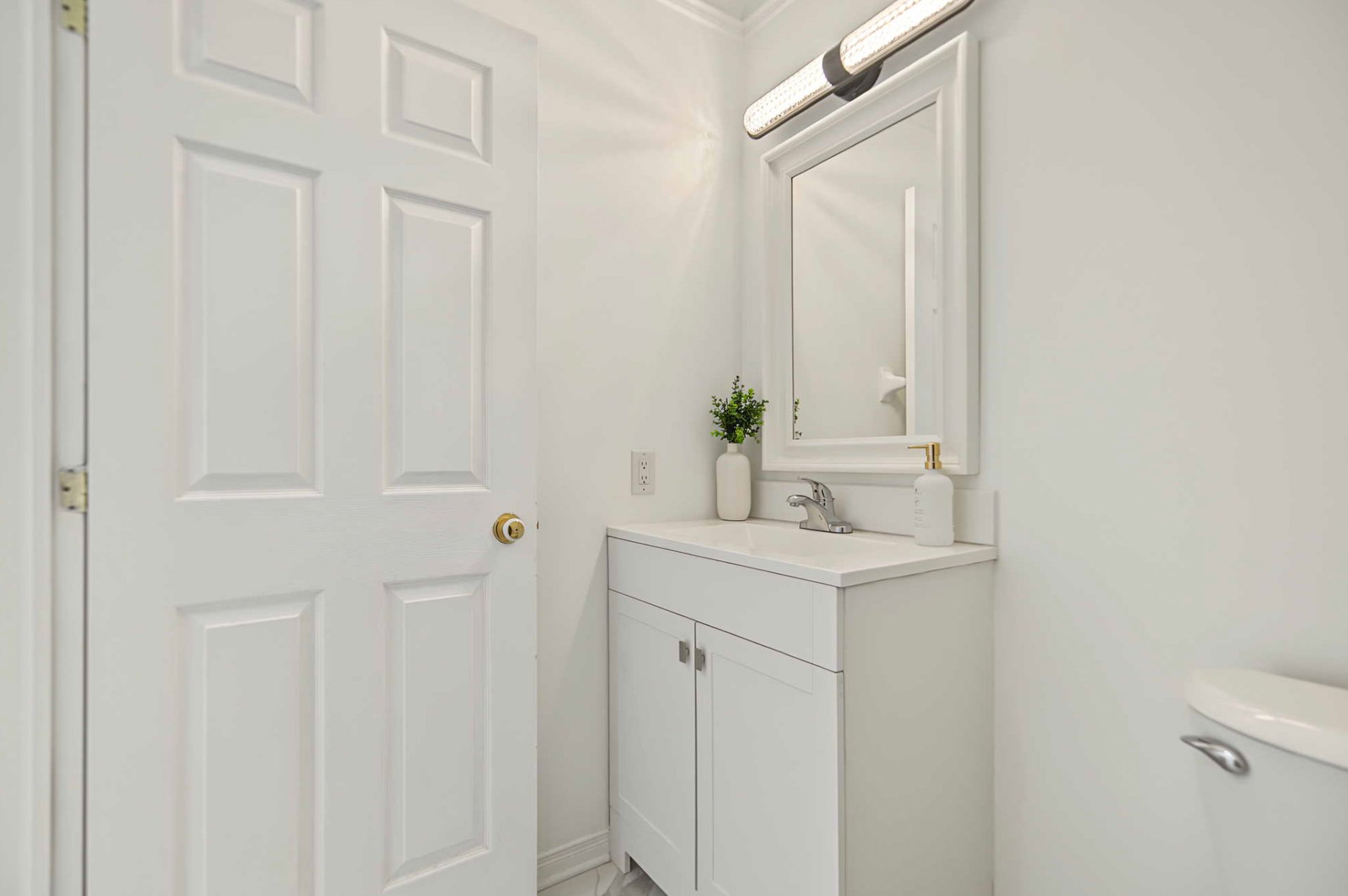 Powder room