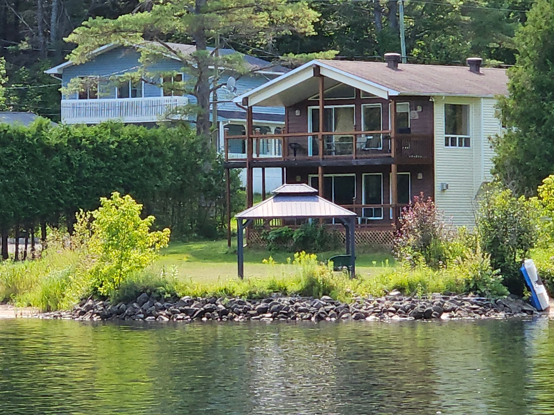 39-41 Ch. du Bord-de-l'Eau 