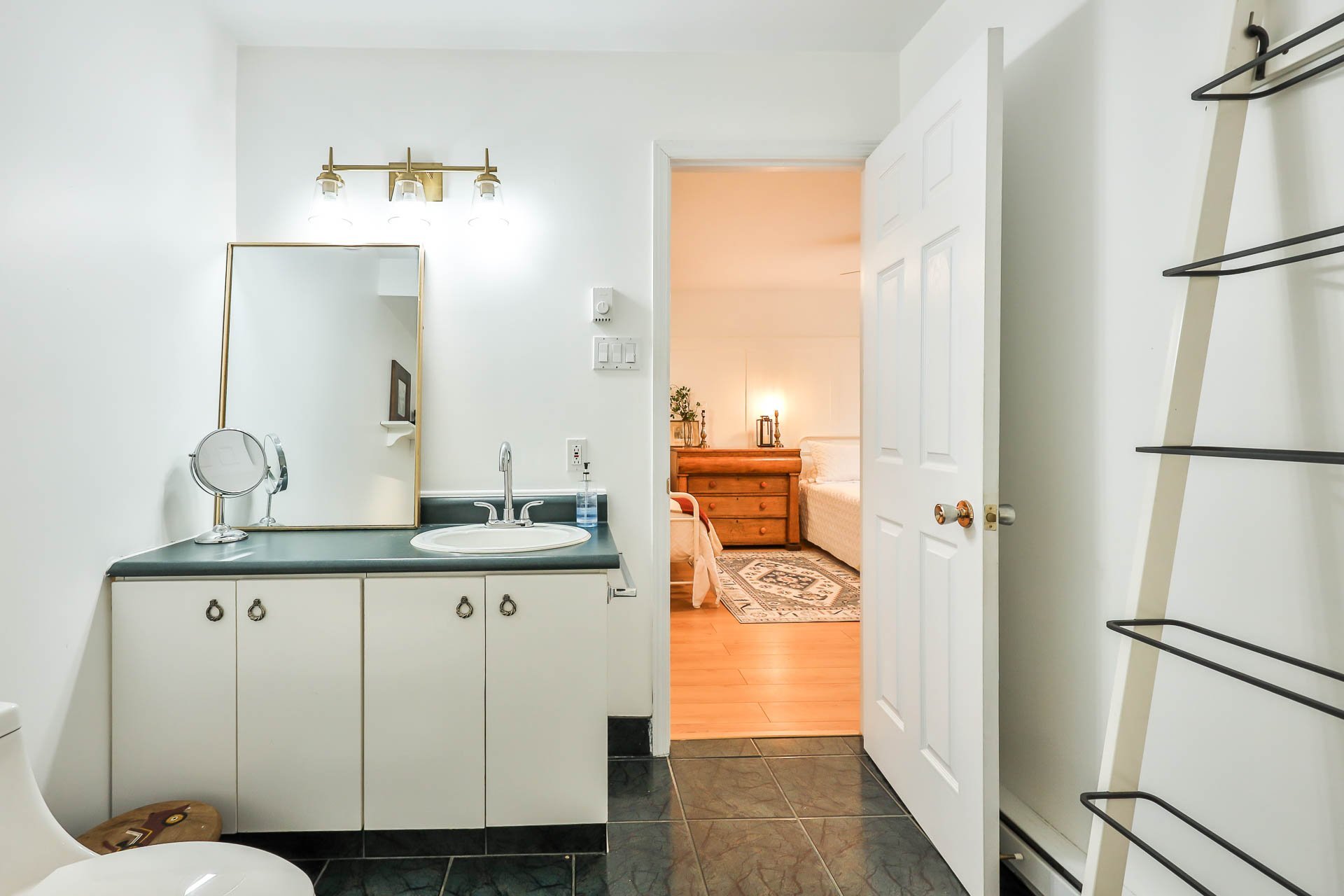Ensuite bathroom