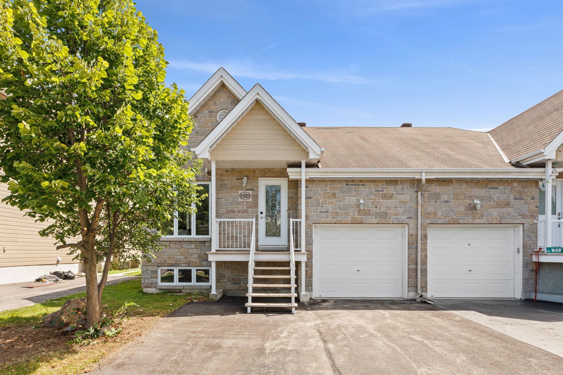 614 Av. des Tilleuls 