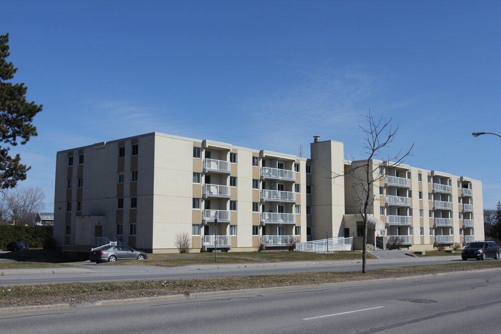 450 Boul. Wilfrid-Lavigne 305