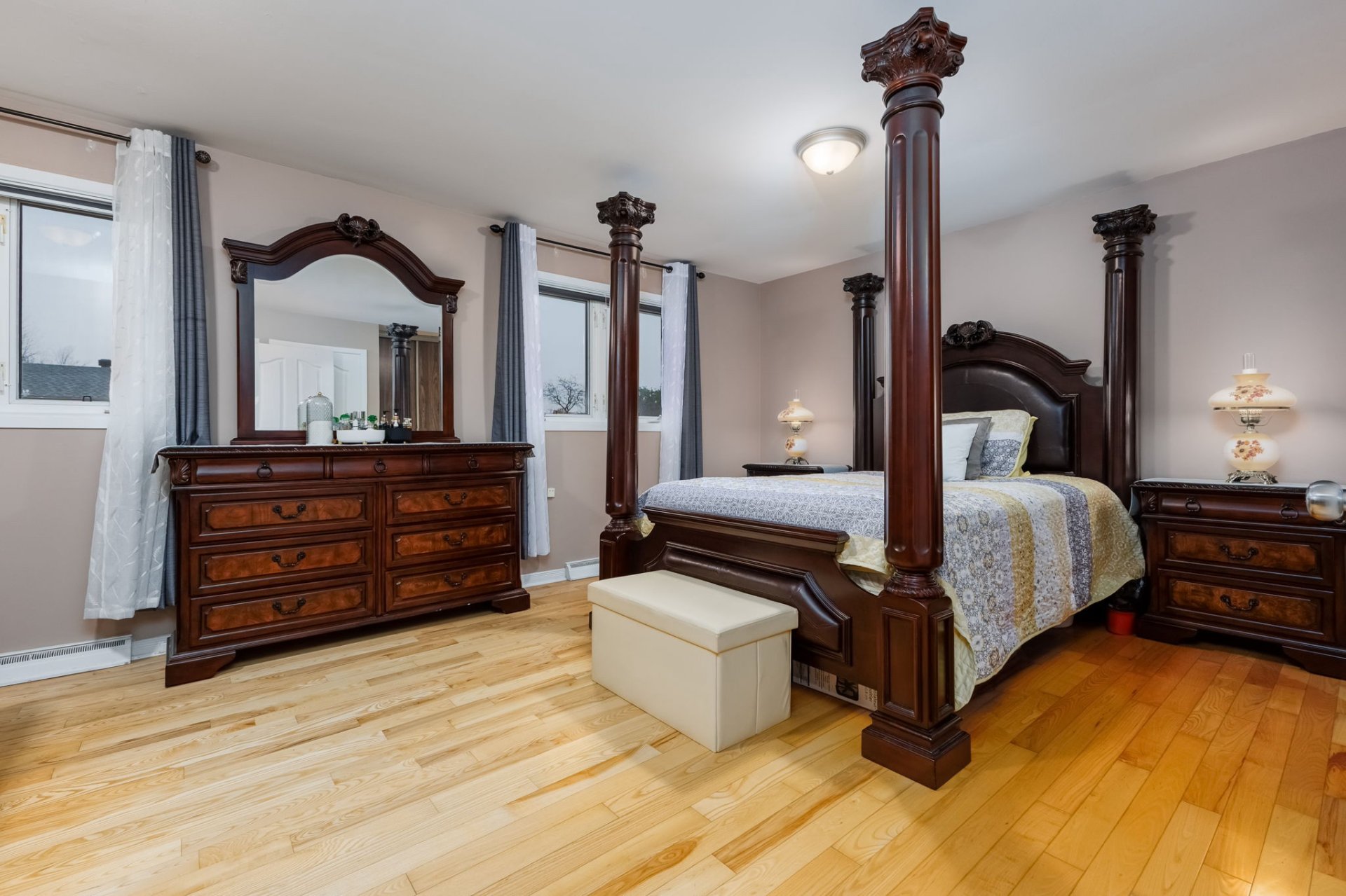 Chambre à coucher principale