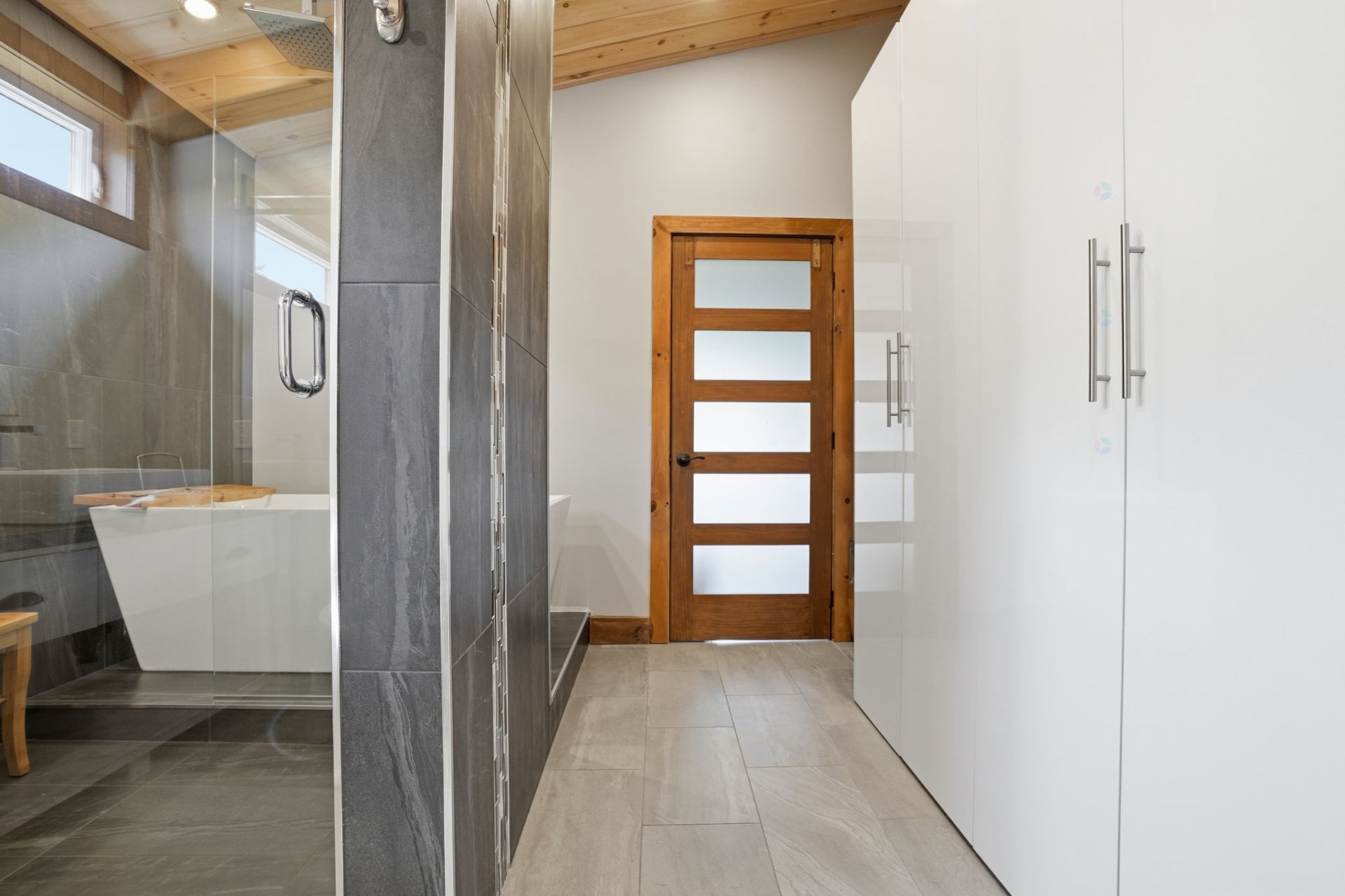 Walk-in closet