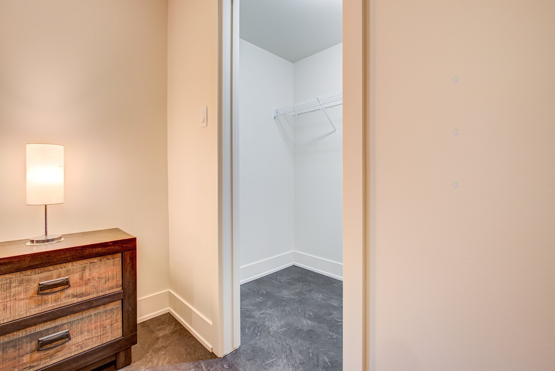 Walk-in closet