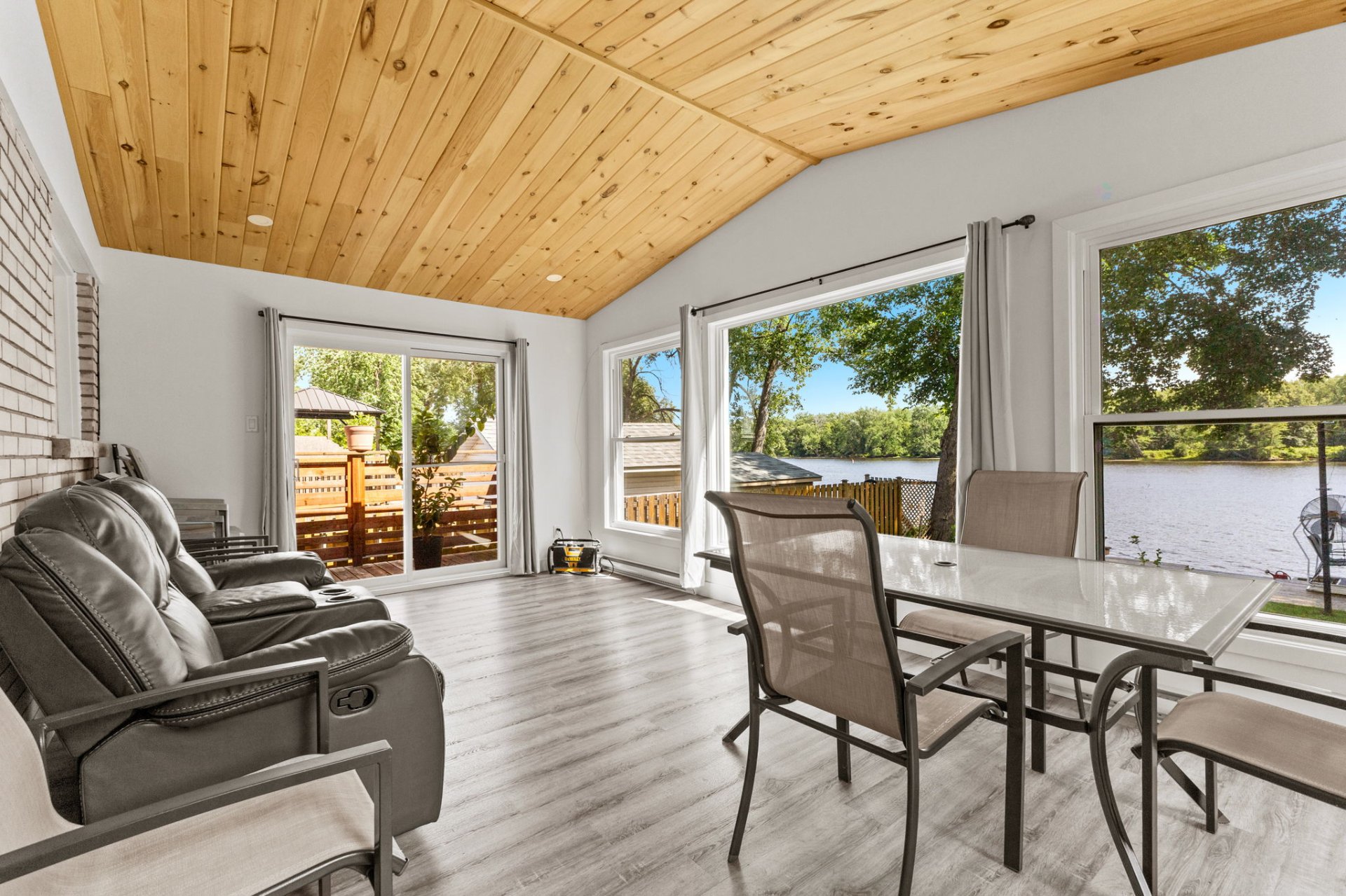 Solarium/Sunroom