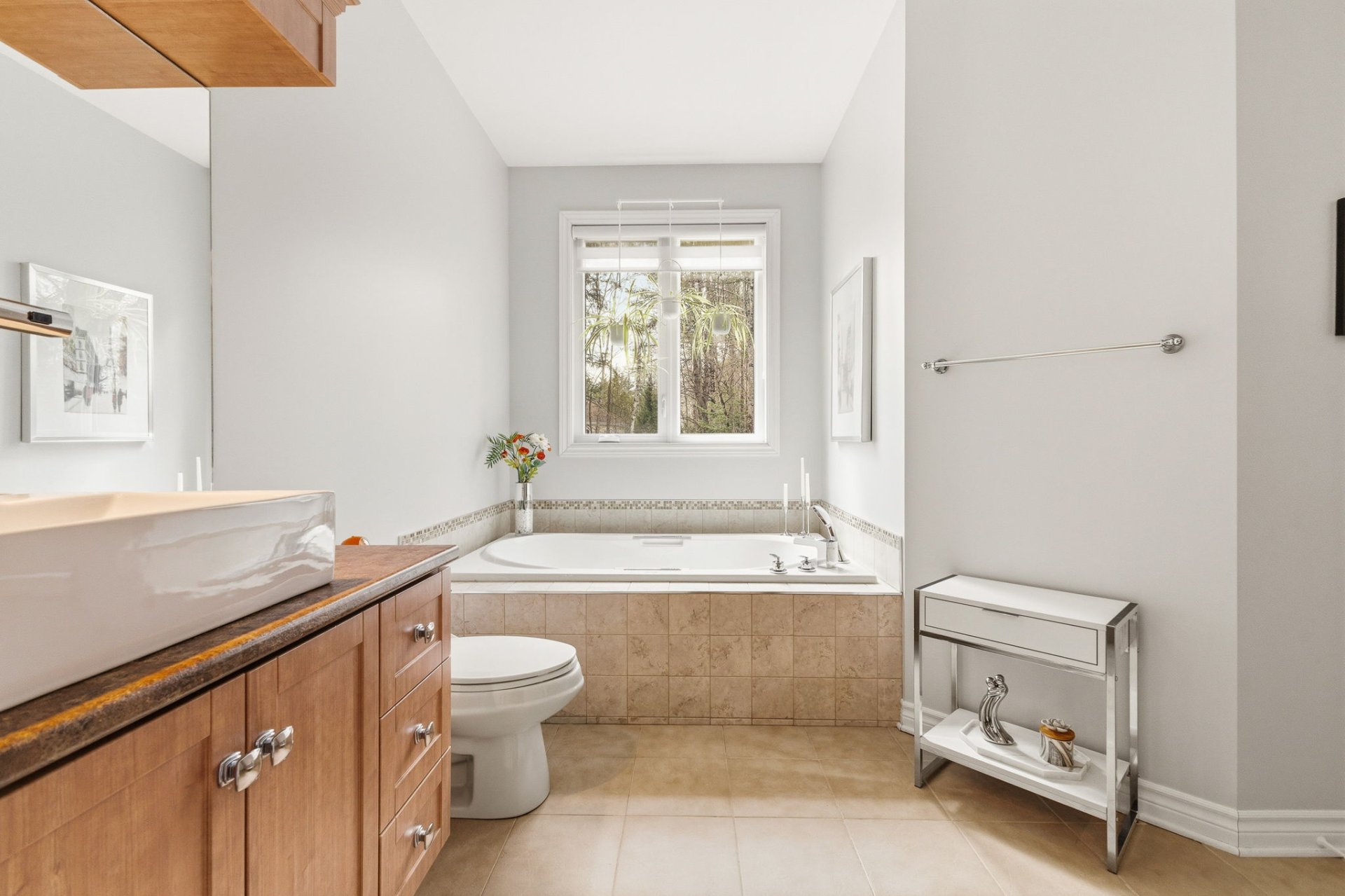 Salle de bains attenante à la CCP