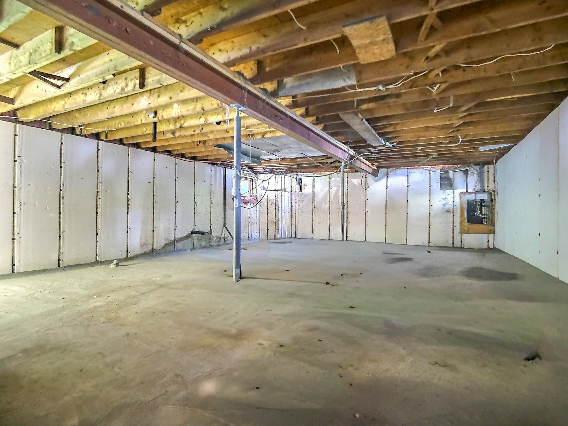 Sous-sol - Virtual Staging