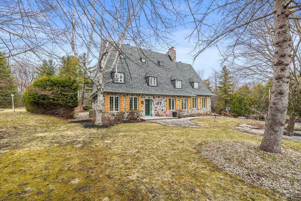 34 Rue d'Hochelaga 