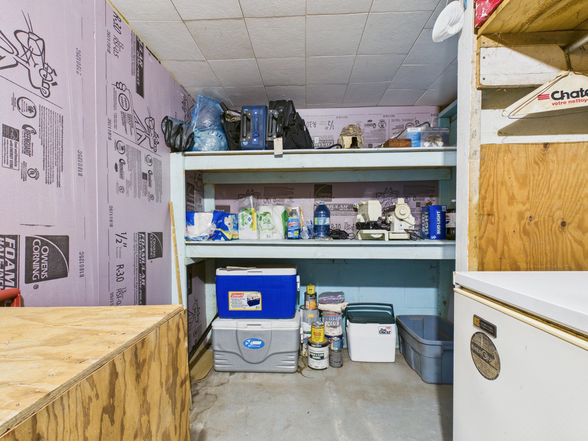 Walk-in closet