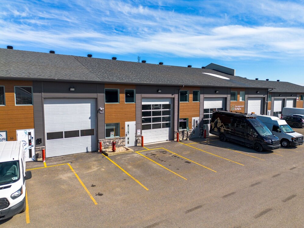 473B Boul. St-René E. 15