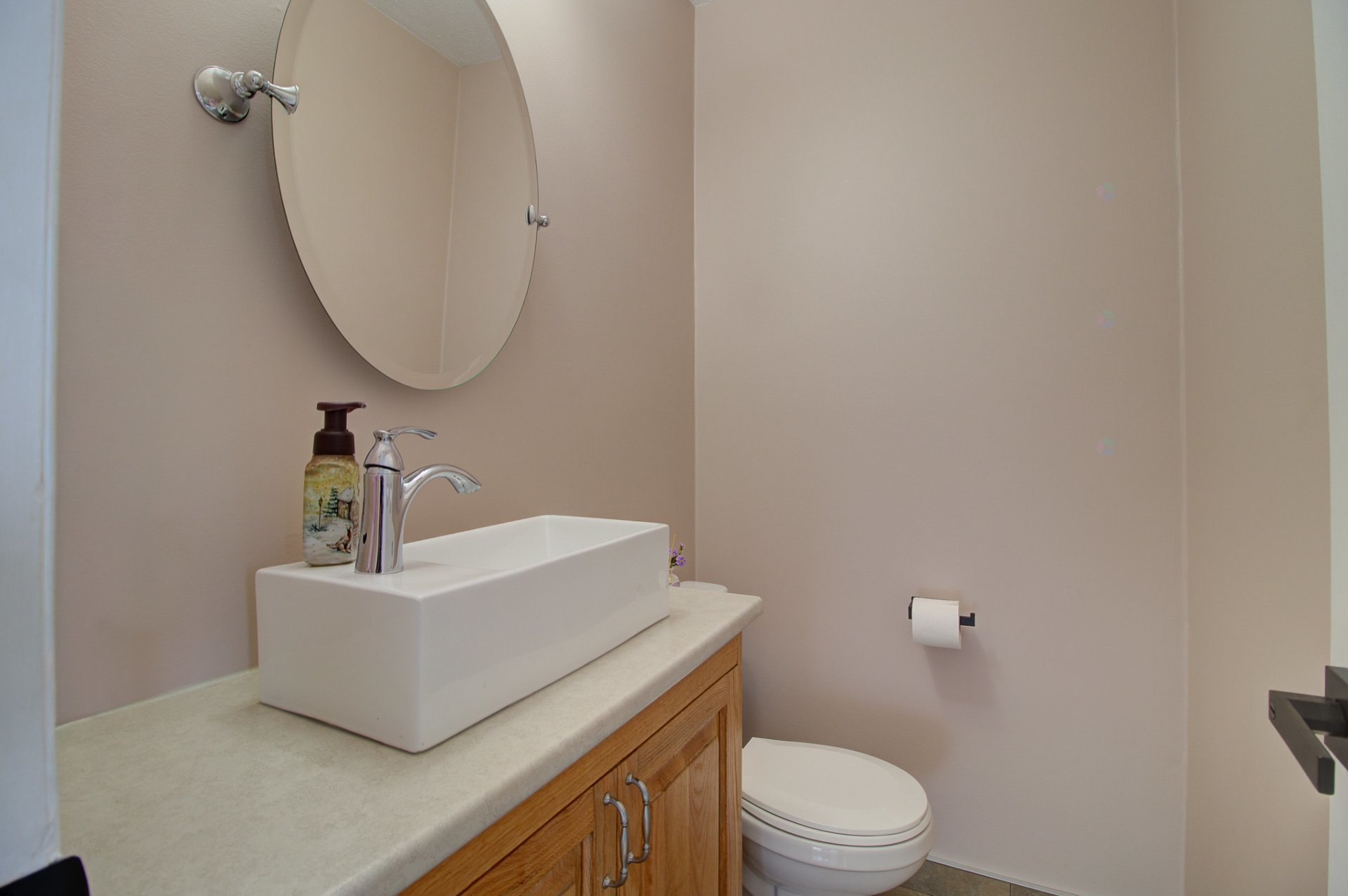Powder room