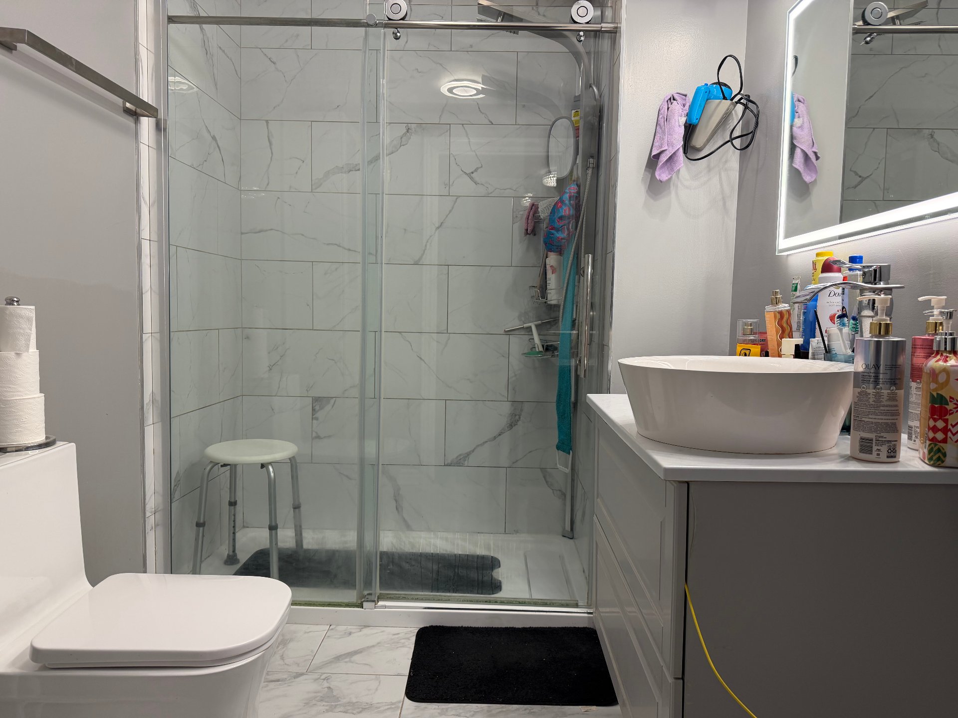 Salle de bains attenante à la CCP