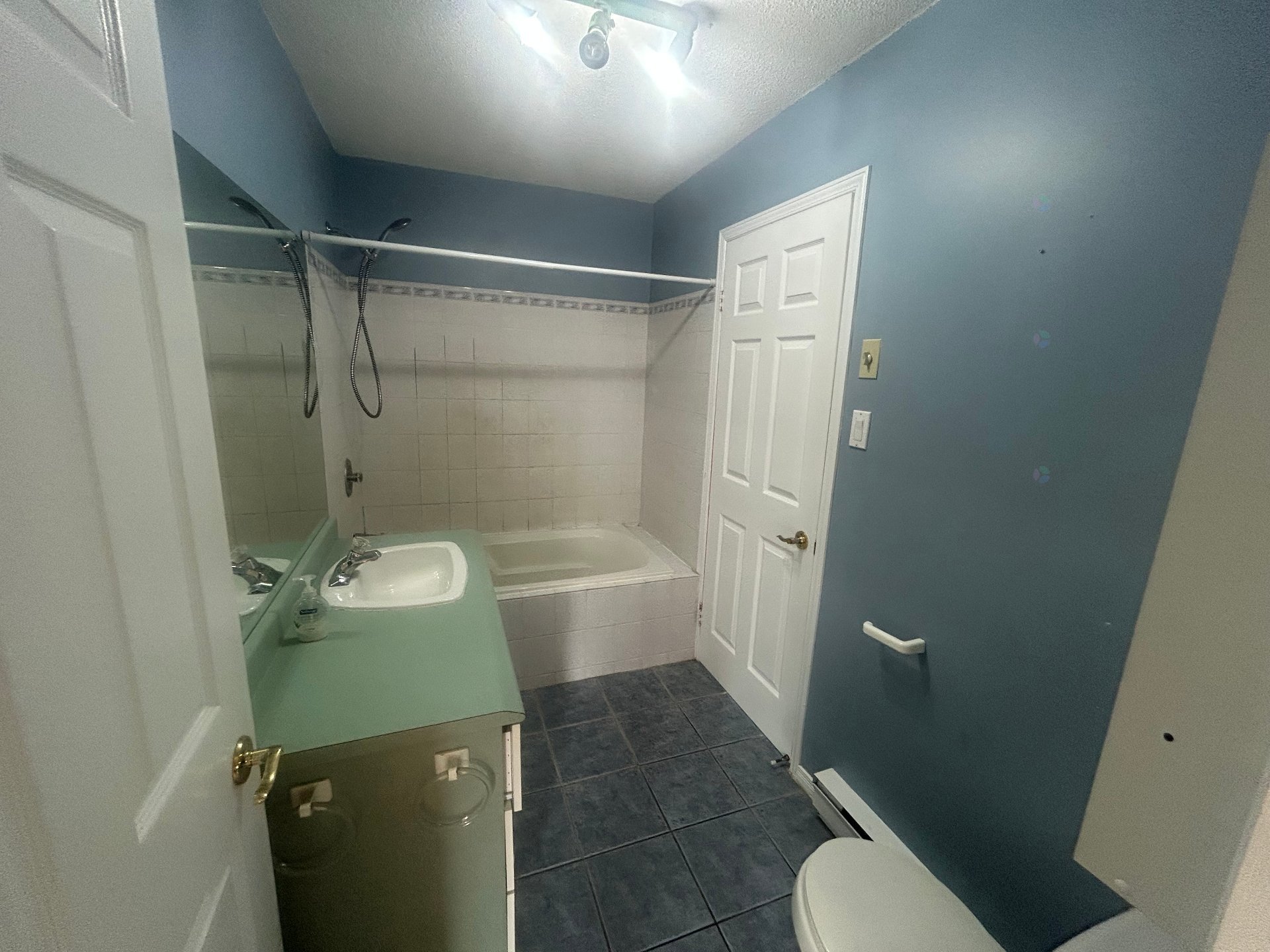 Ensuite bathroom