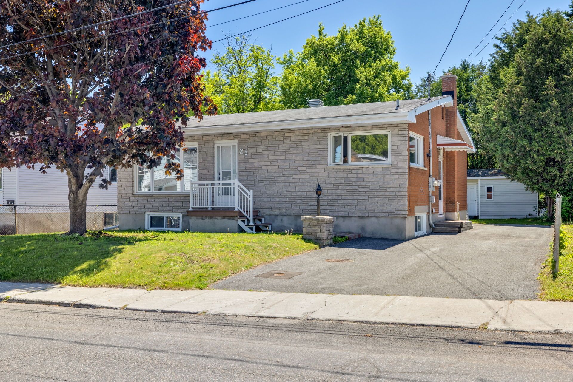 25 Rue René-Marengère 