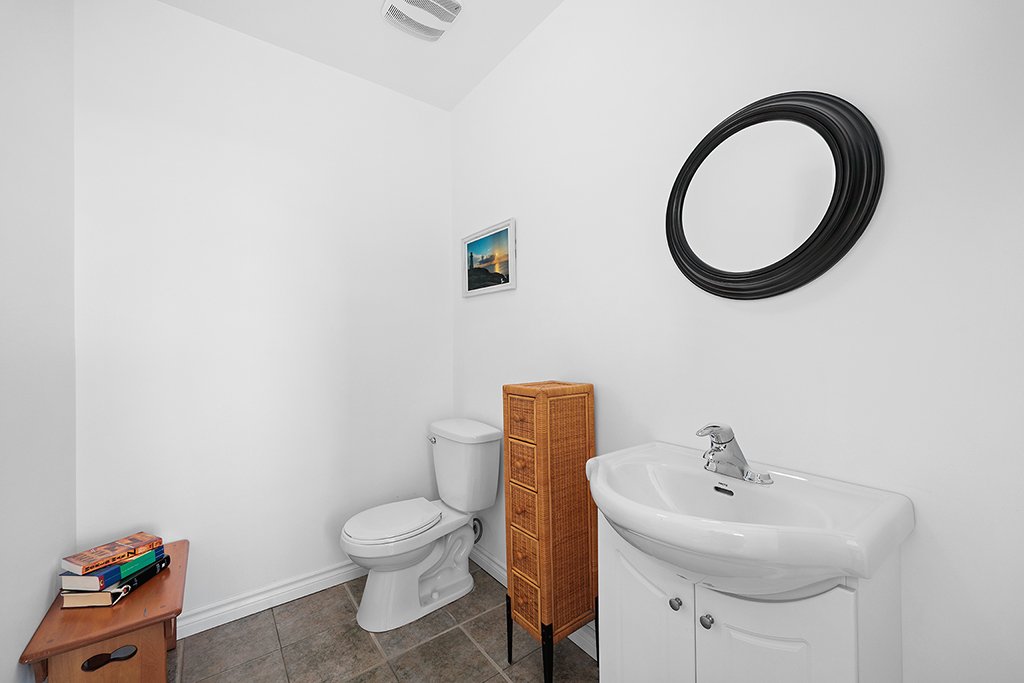 Powder room