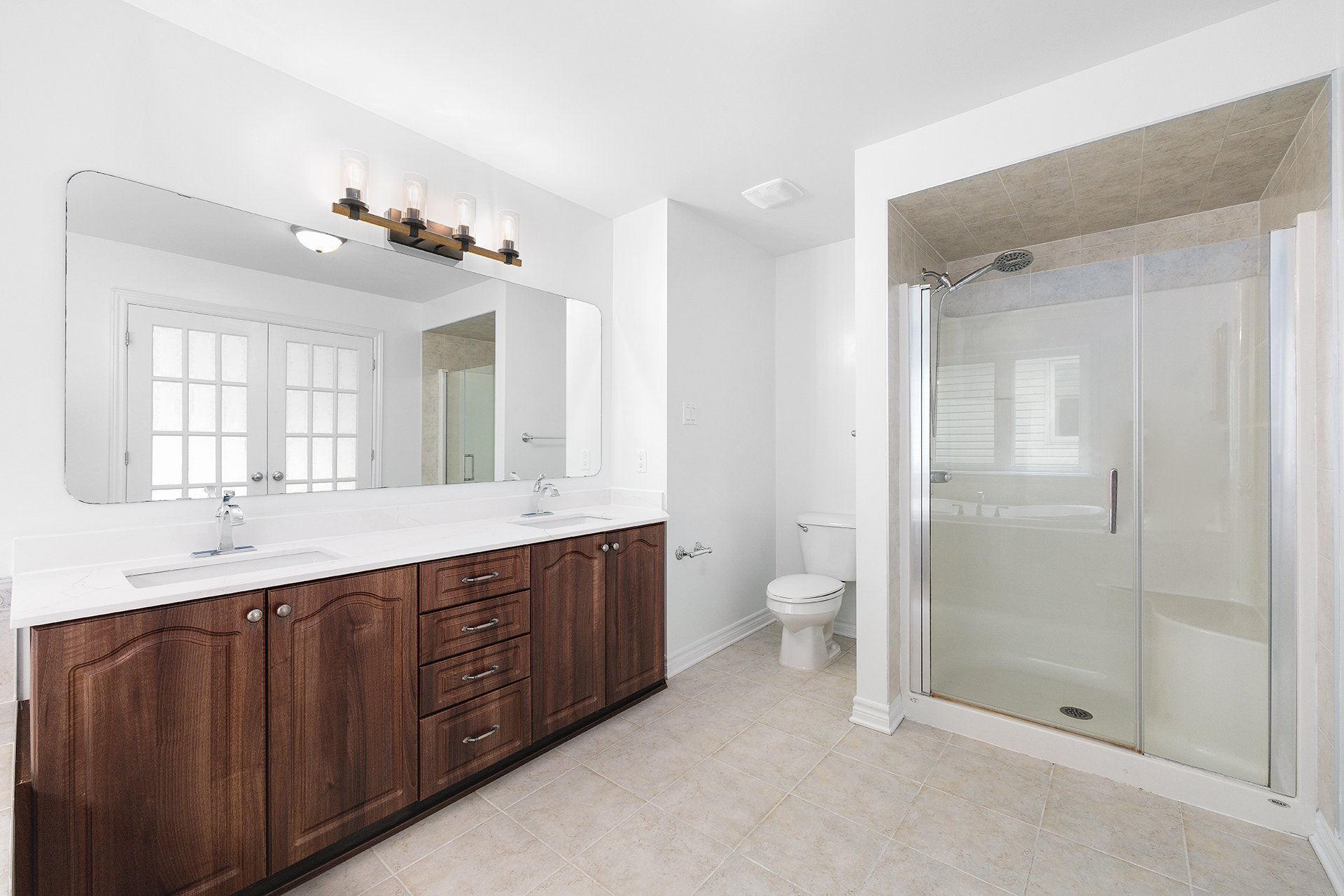 Ensuite bathroom