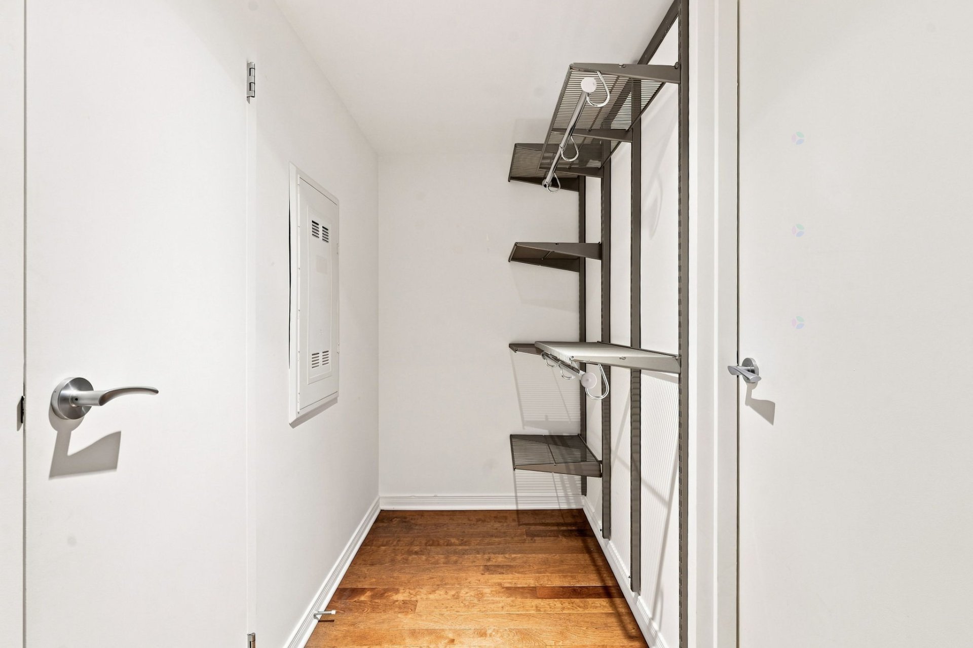 Walk-in closet