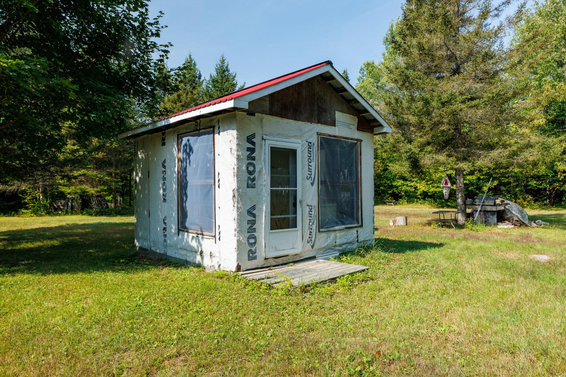 Other - Middle cabin