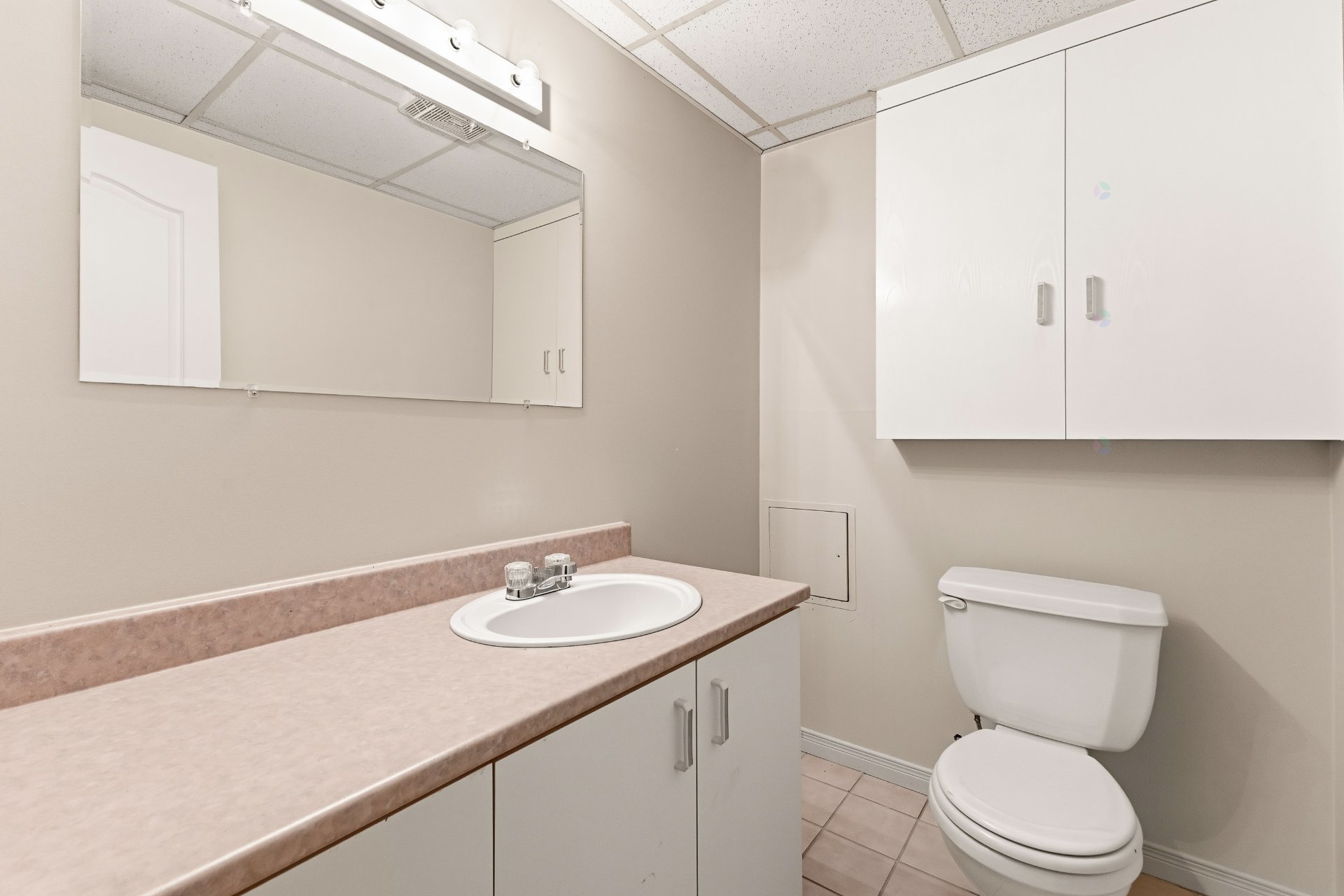 Powder room