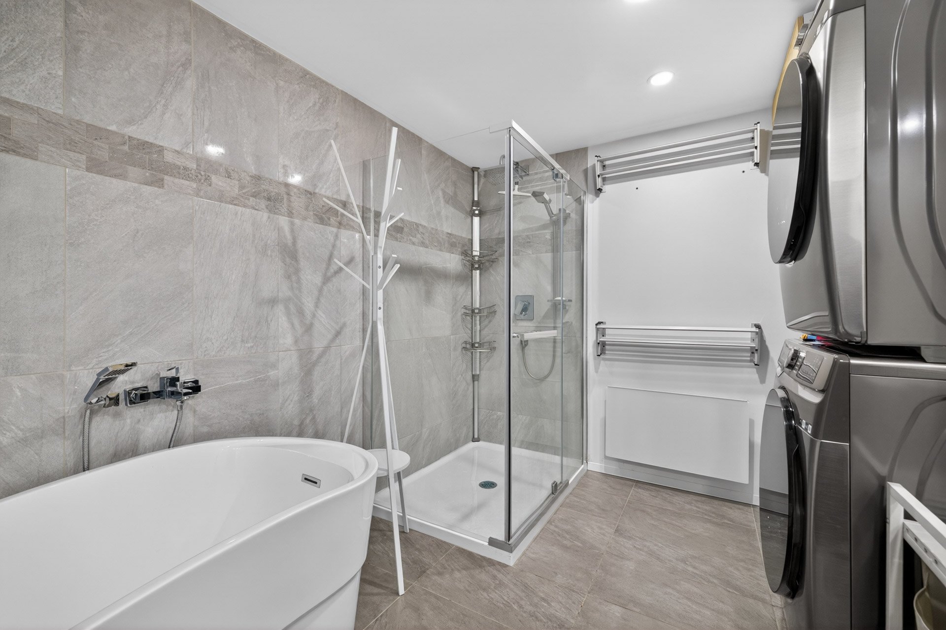 Salle de bains - coin buanderie