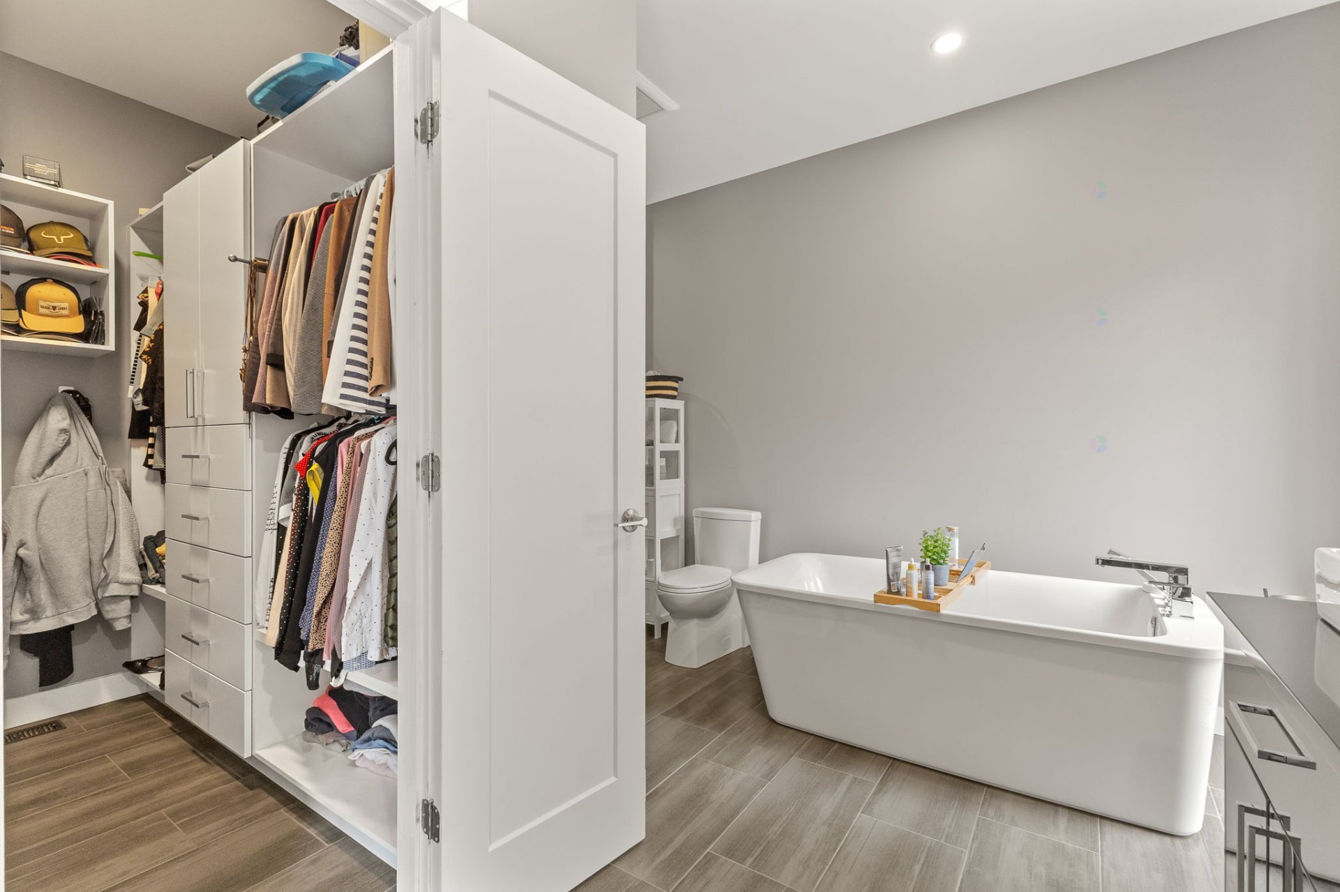 Ensuite bathroom