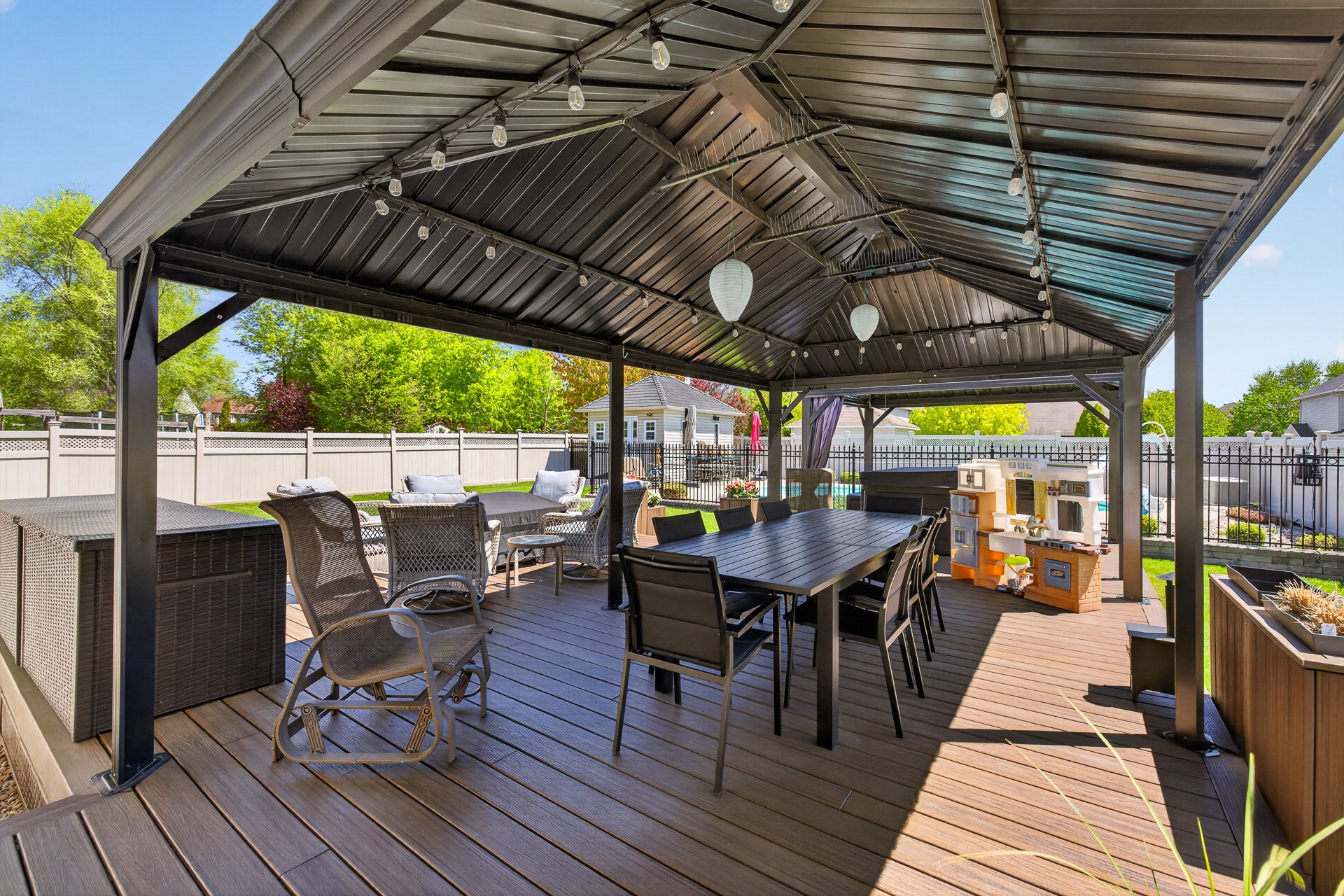 Patio - Good quality large gazebo