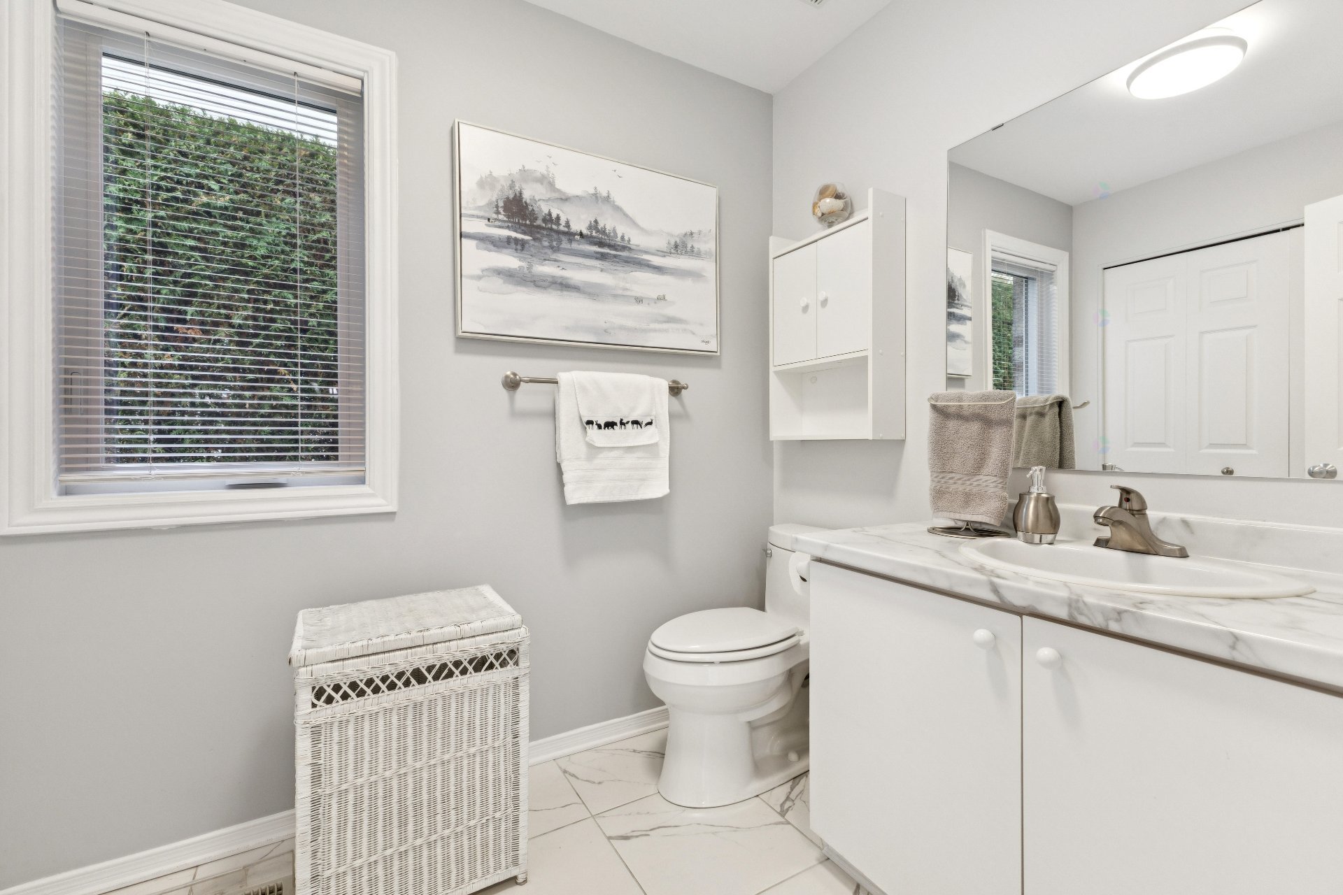 Powder room
