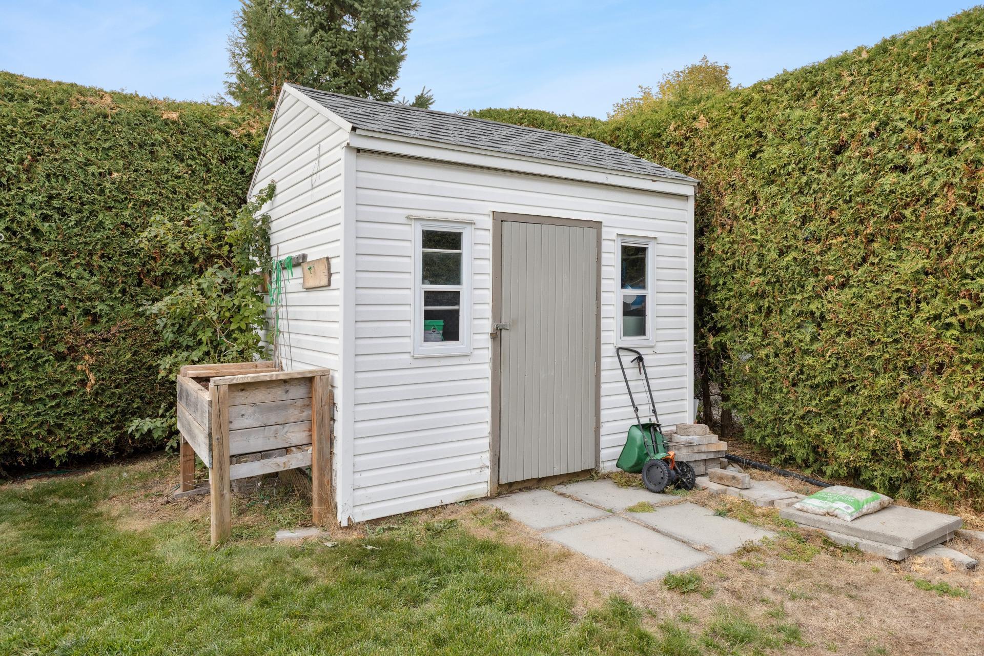 Shed