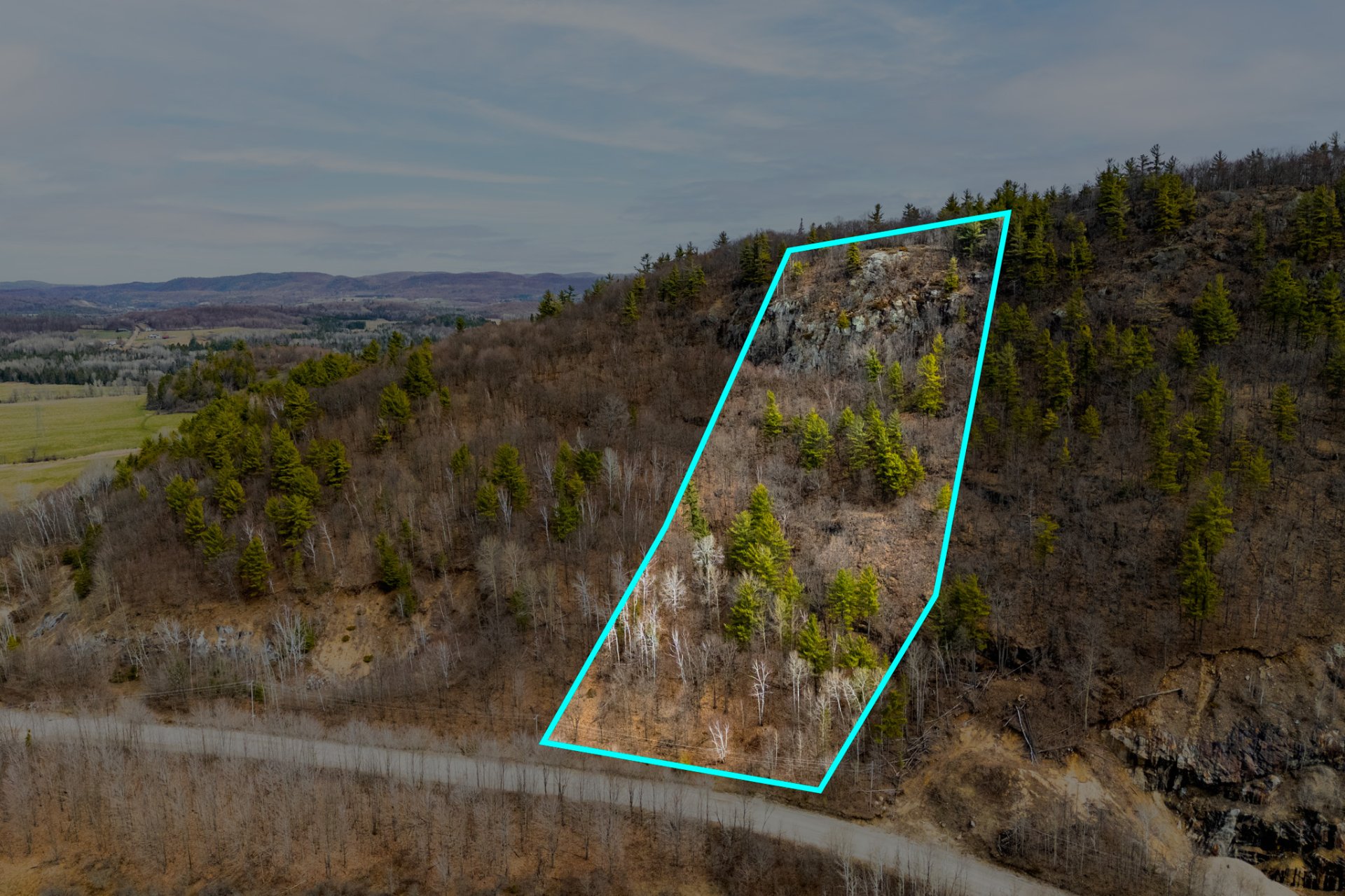 Land/Lot - Approximative boundary