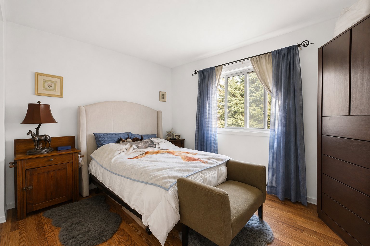 Master bedroom