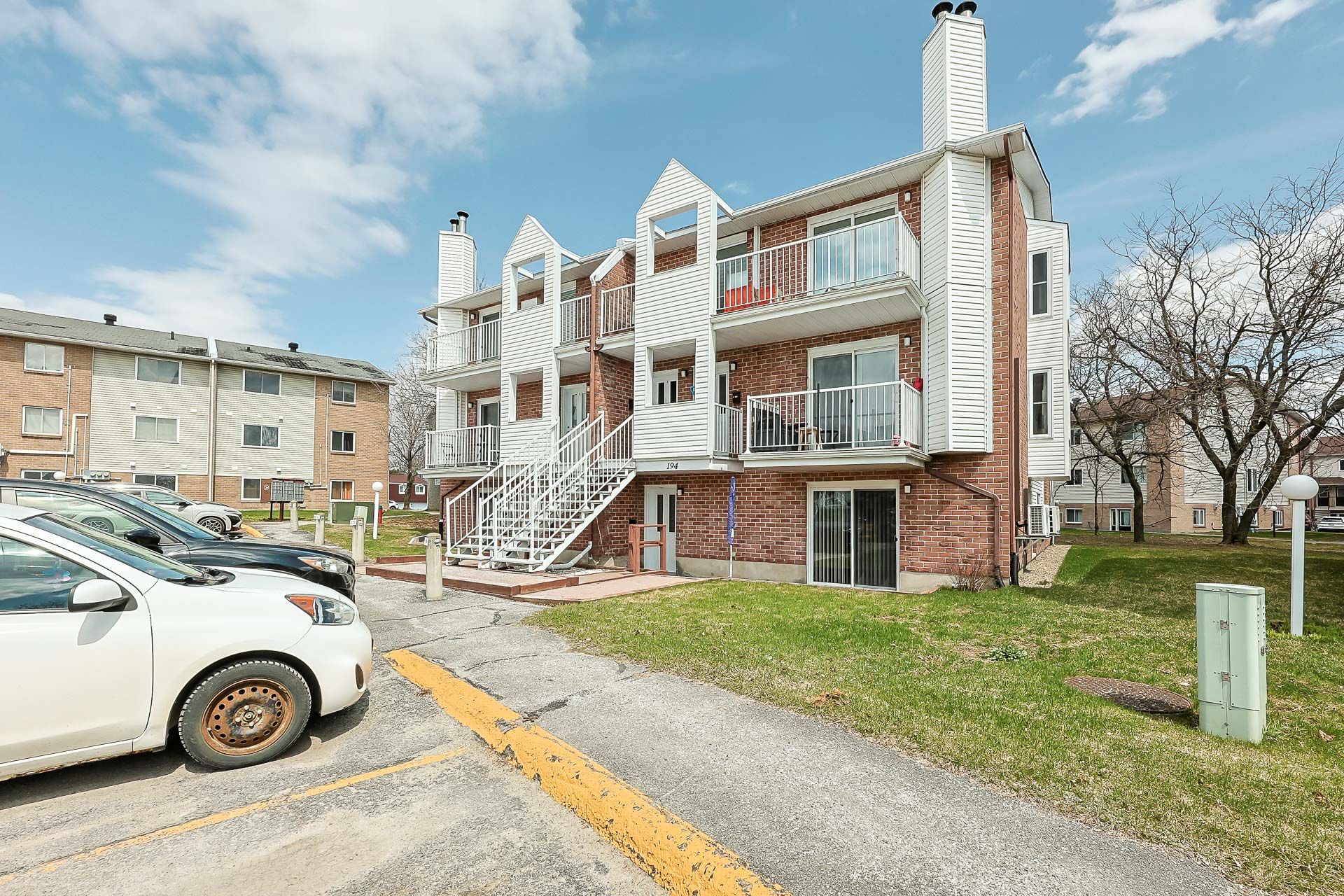 194 Boul. La Vérendrye E. 2