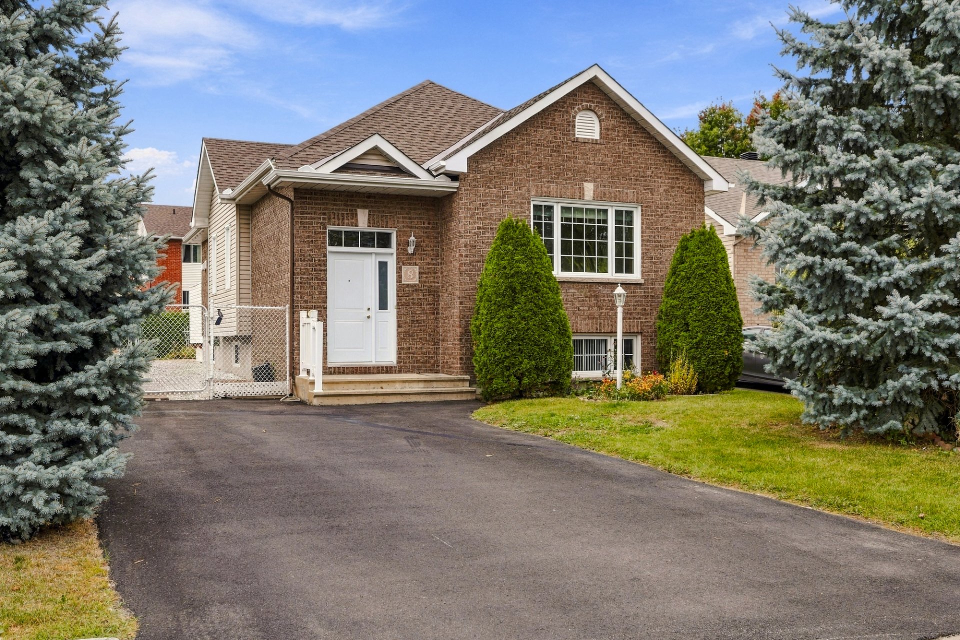 8 Rue Cloutier 