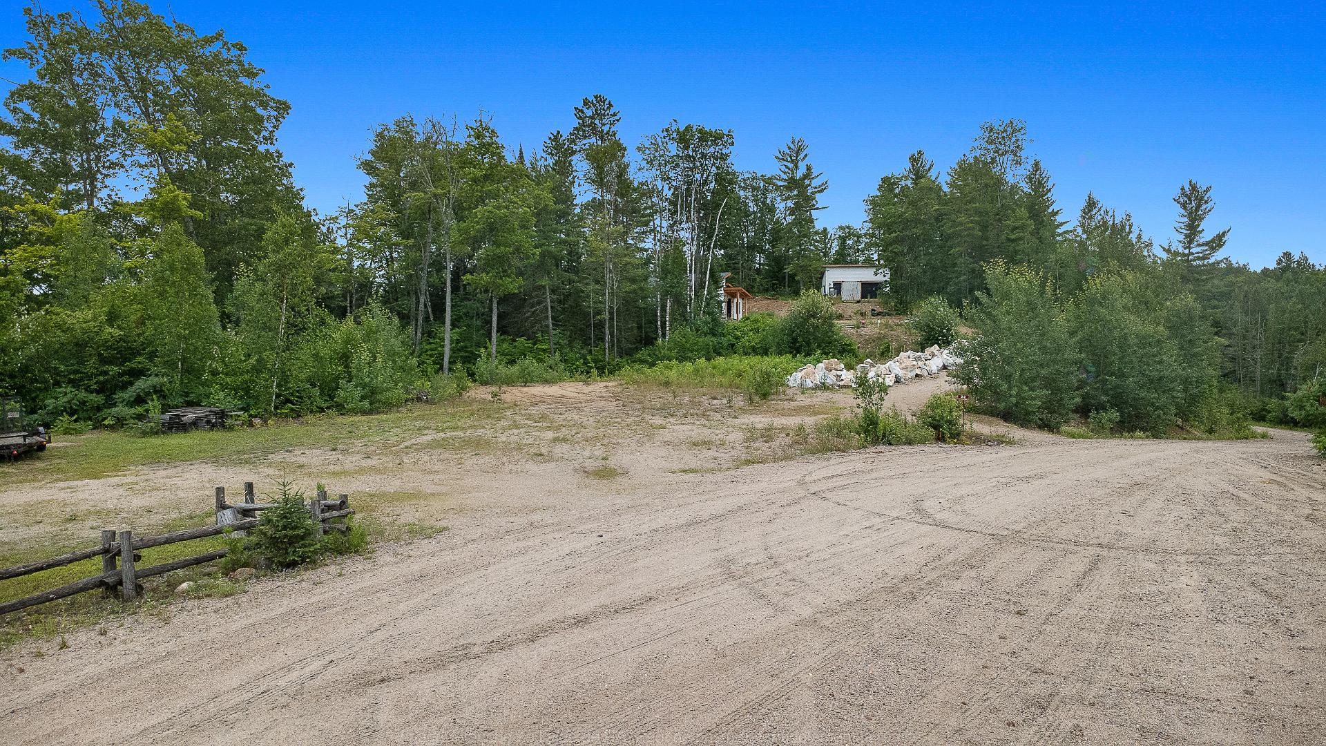 Land/Lot