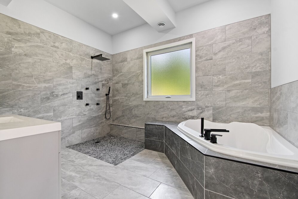 Salle de bains attenante à la CCP