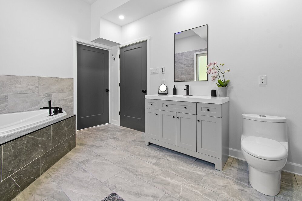 Salle de bains attenante à la CCP