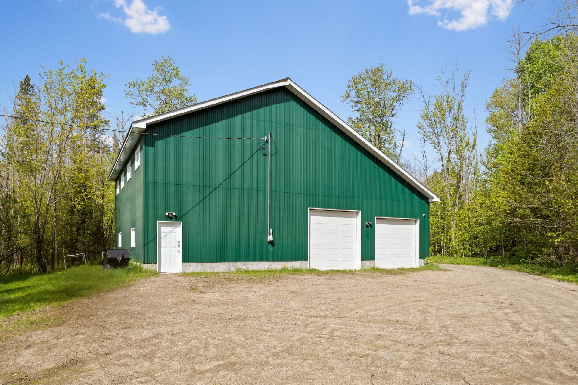 Garage - Garage/loft avec 4 chambres 1 sdb d'eau/atelier
