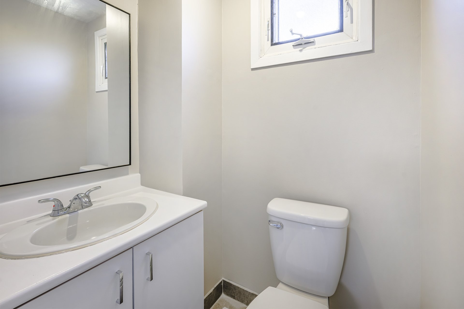 Powder room
